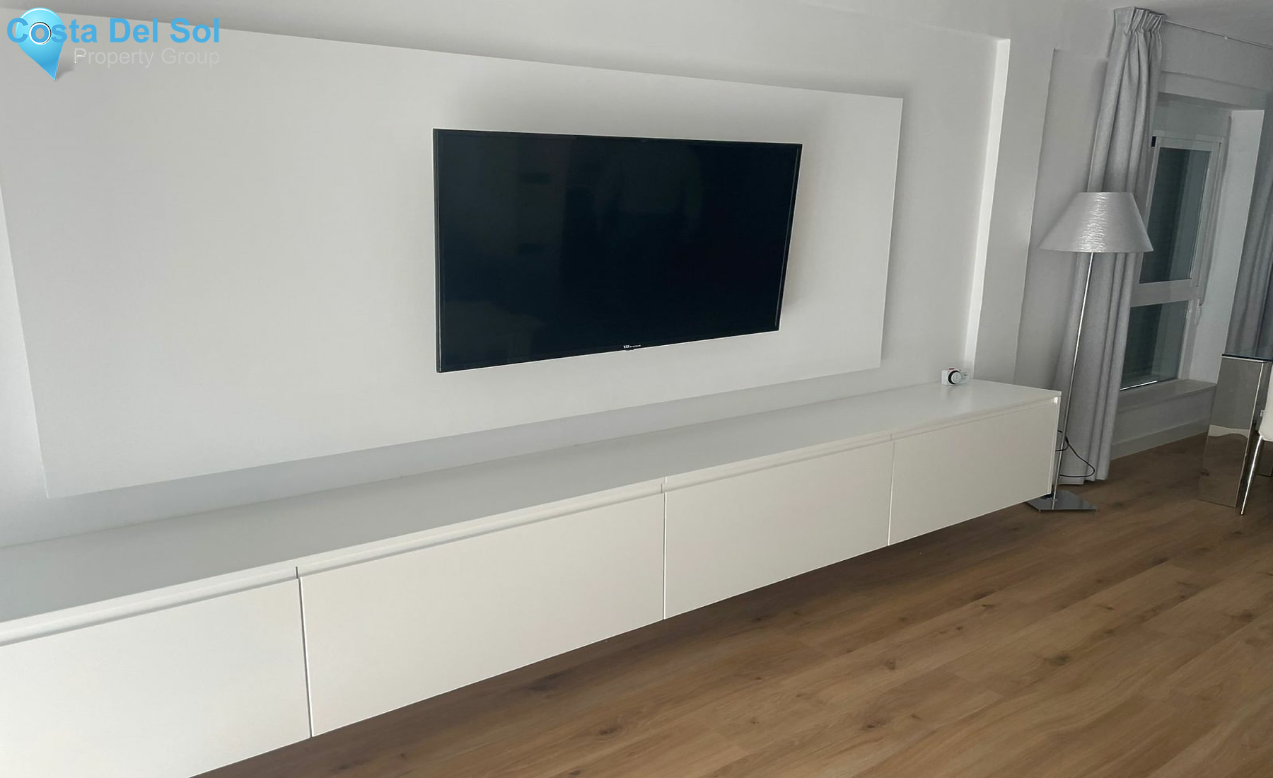 Top Floor Apartment in Estepona-1395236