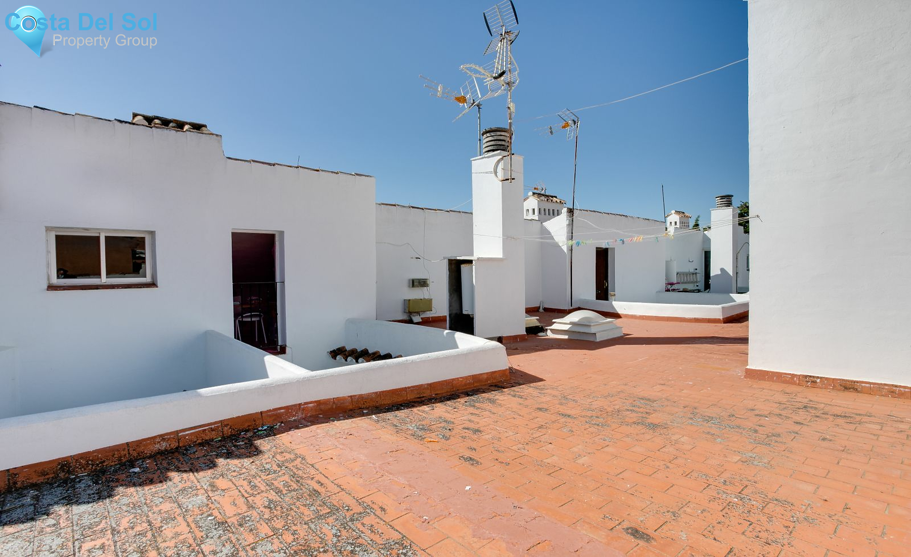 Top Floor Apartment in Estepona-1419819
