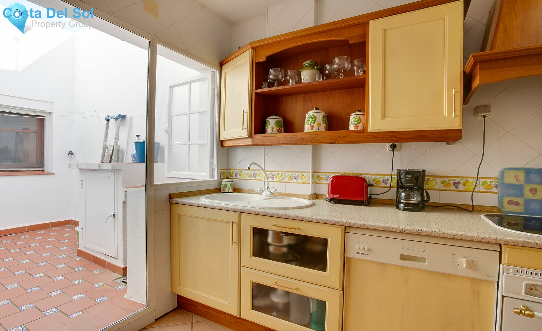 Top Floor Apartment in Estepona-1419810