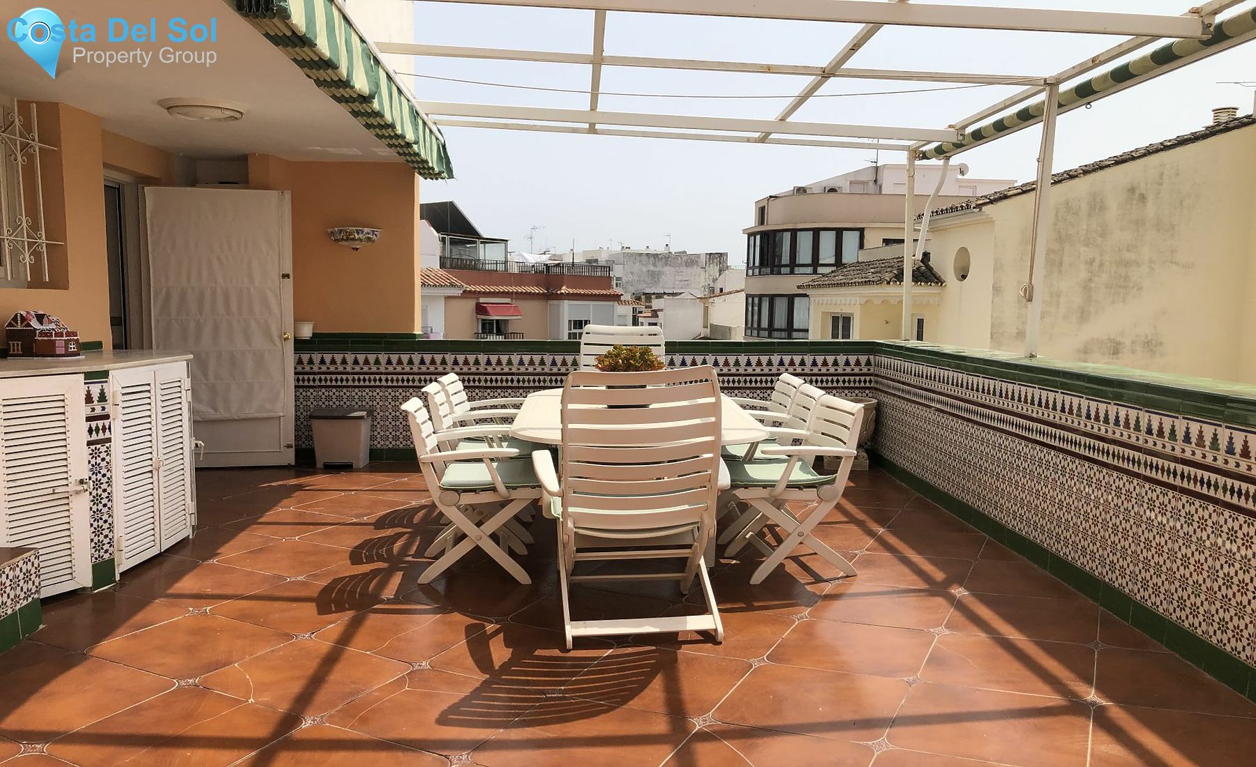 Top Floor Apartment in Estepona