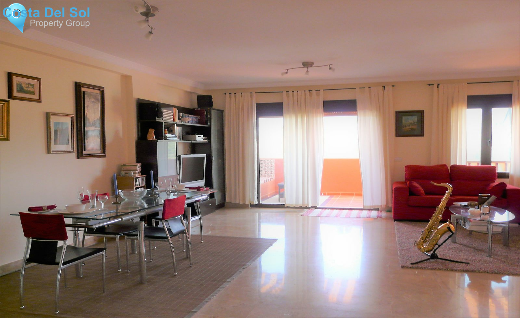 Top Floor Apartment in Estepona