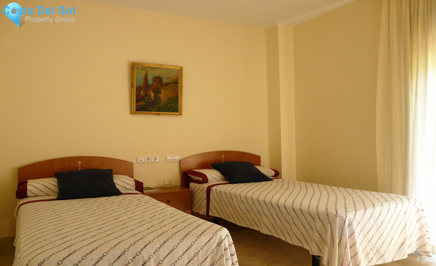 Top Floor Apartment in Estepona-1485121