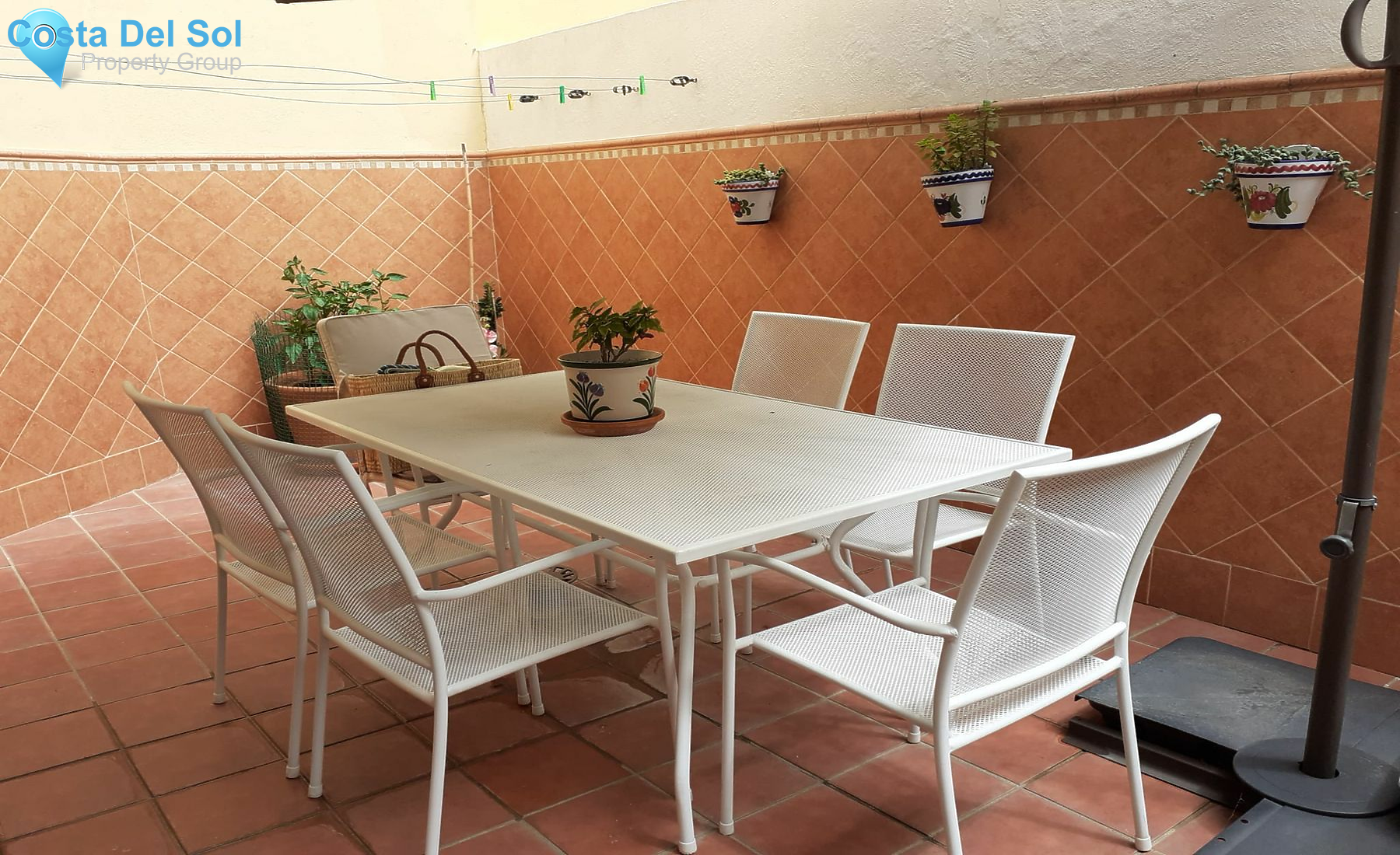 Top Floor Apartment in Estepona-1519299