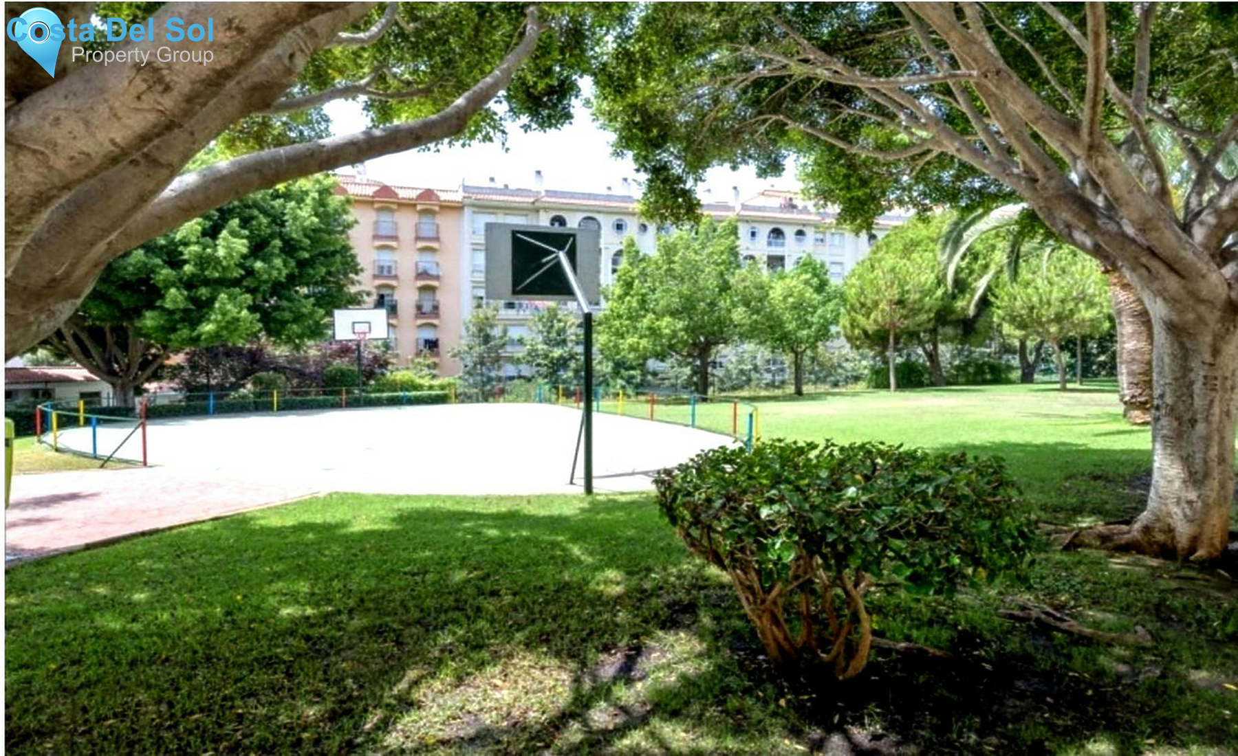 Top Floor Apartment in Fuengirola-1503235