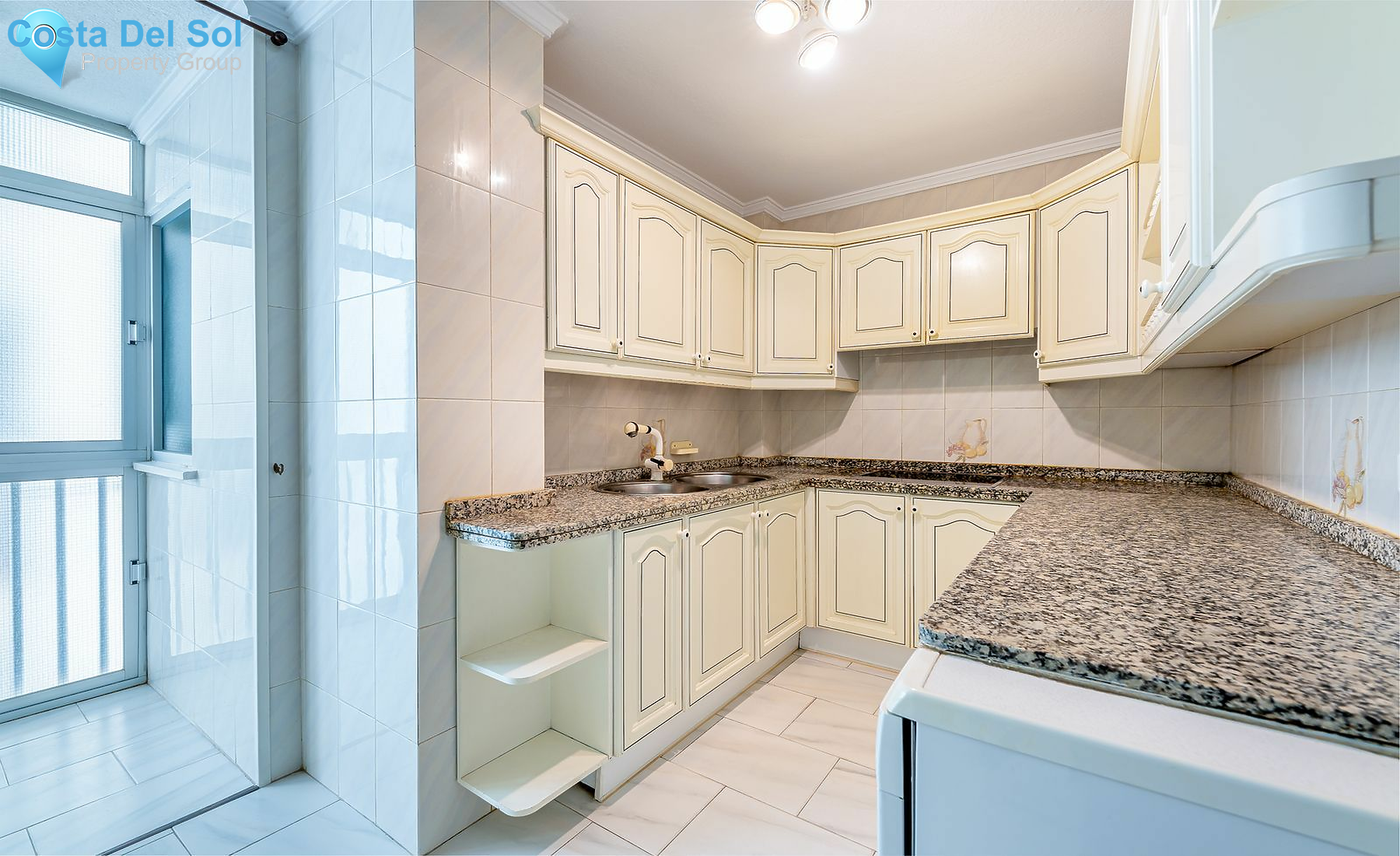 Top Floor Apartment in Fuengirola-1169949