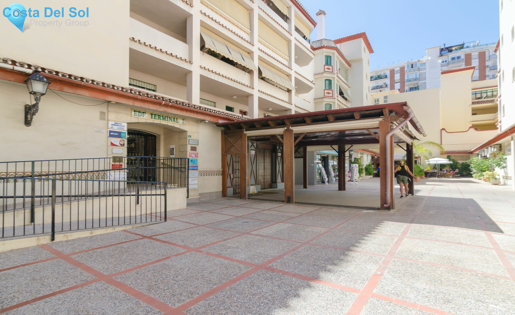Top Floor Apartment in Fuengirola-1222995