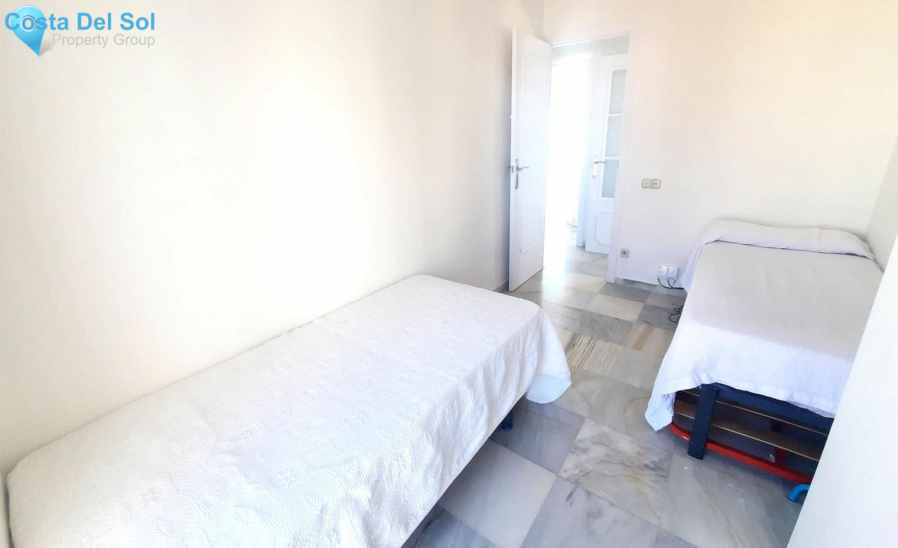 Top Floor Apartment in Fuengirola-1431129