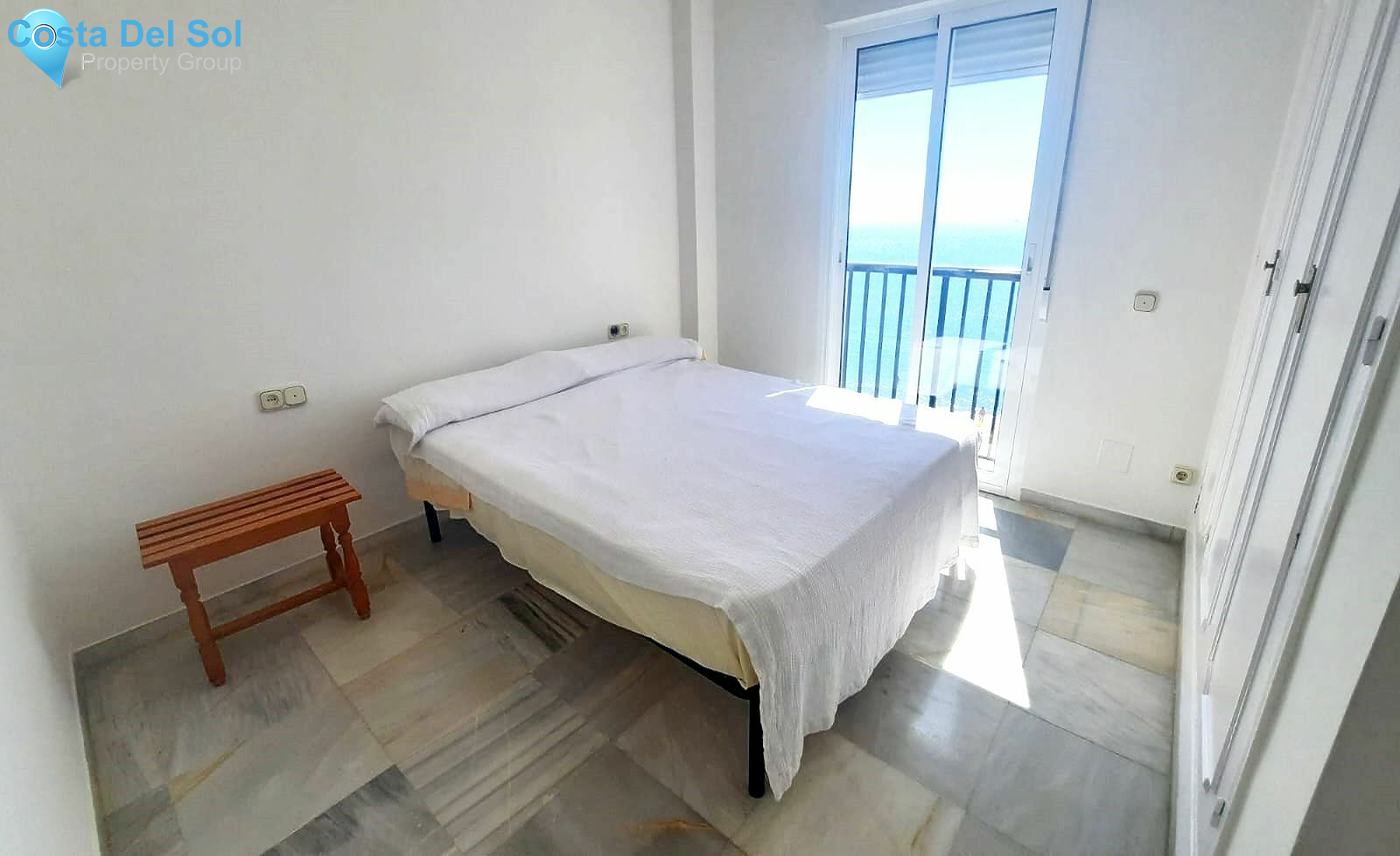 Top Floor Apartment in Fuengirola-1431122