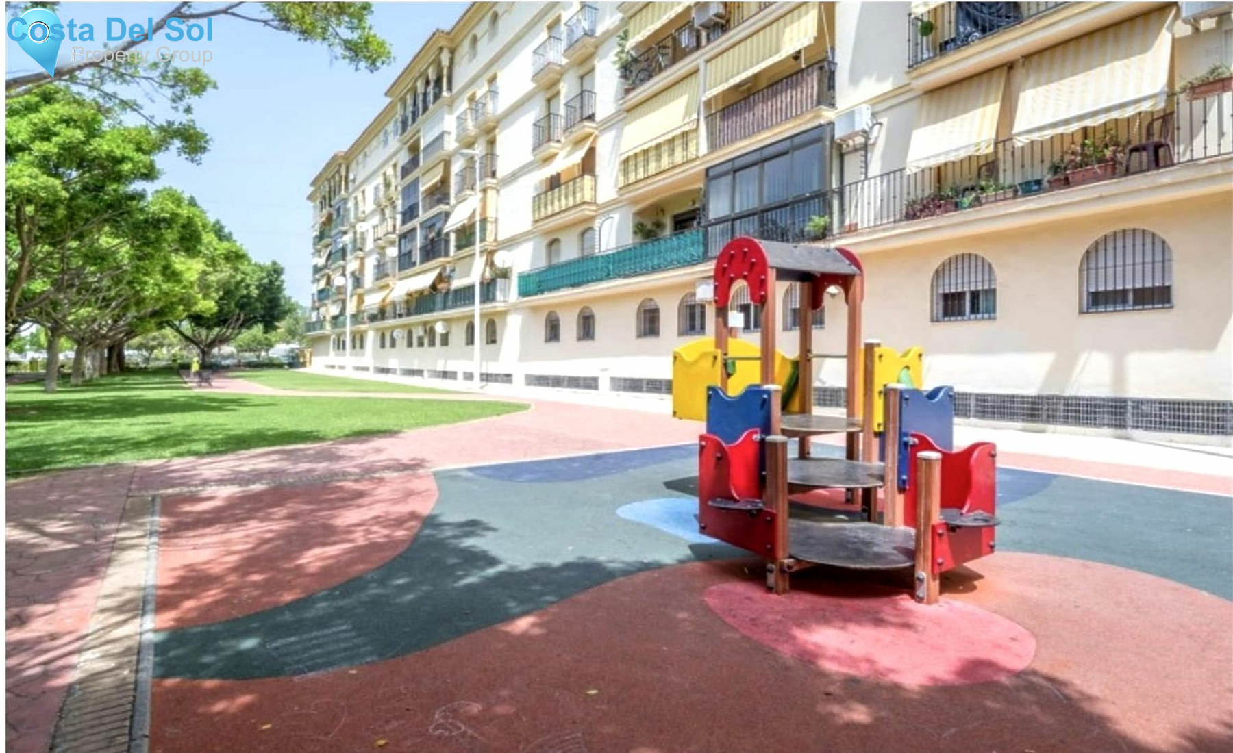 Top Floor Apartment in Fuengirola-1516614