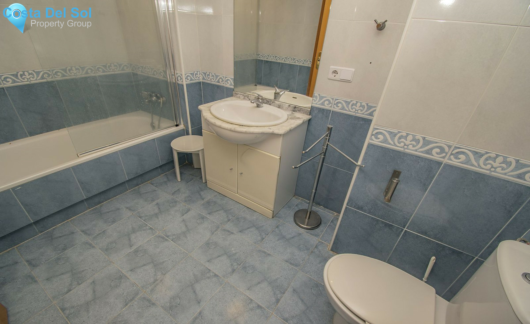 Top Floor Apartment in Guadalmina Alta