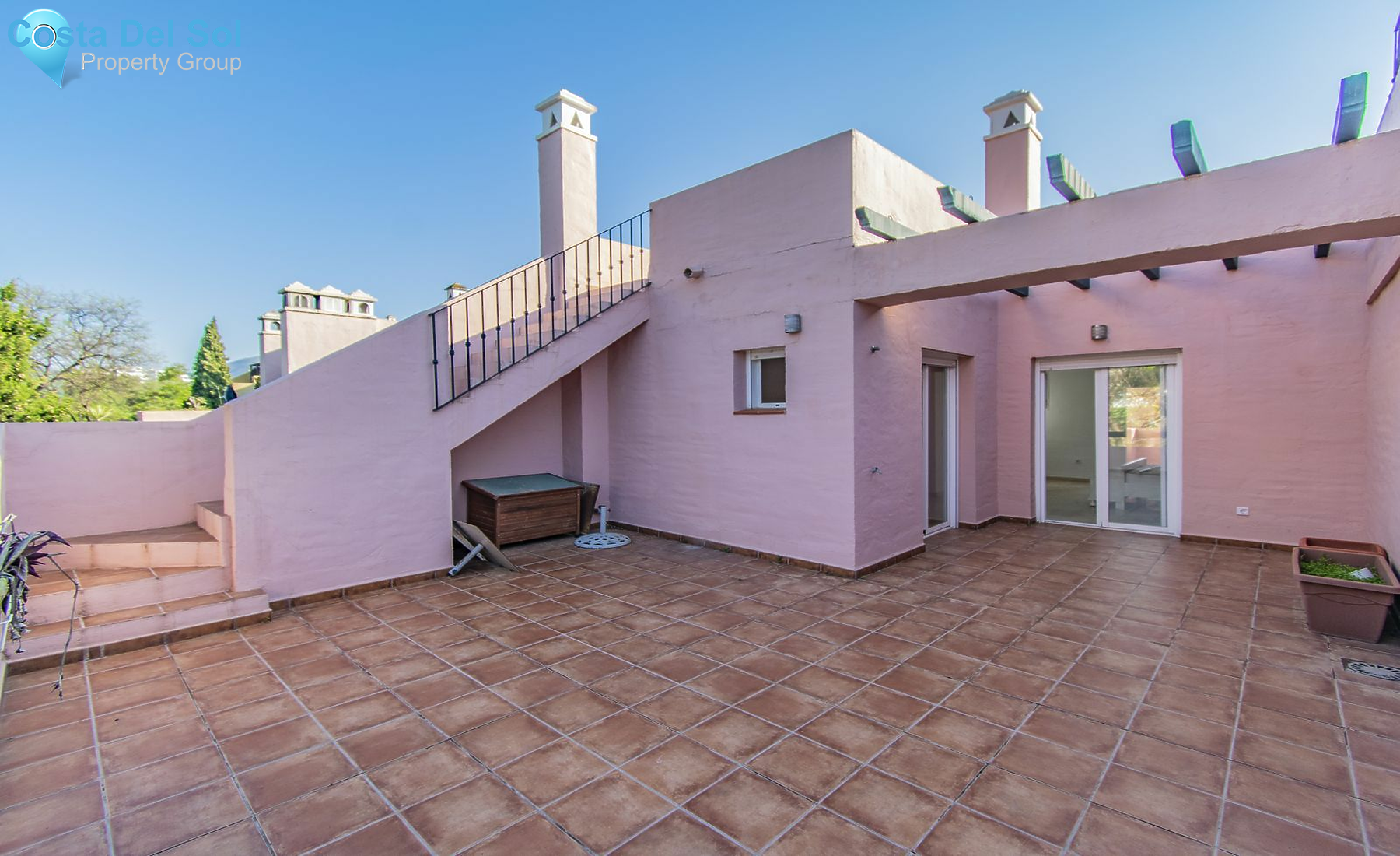 Top Floor Apartment in Guadalmina Alta-1191641