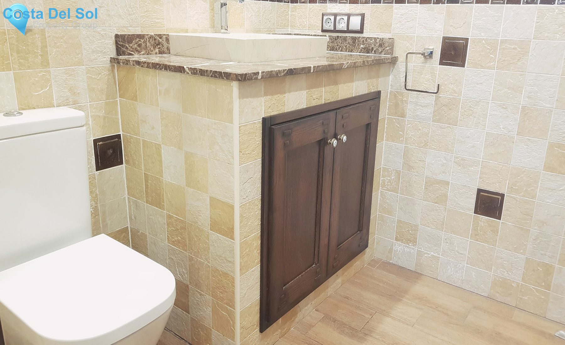 Top Floor Apartment in Istán-1360898