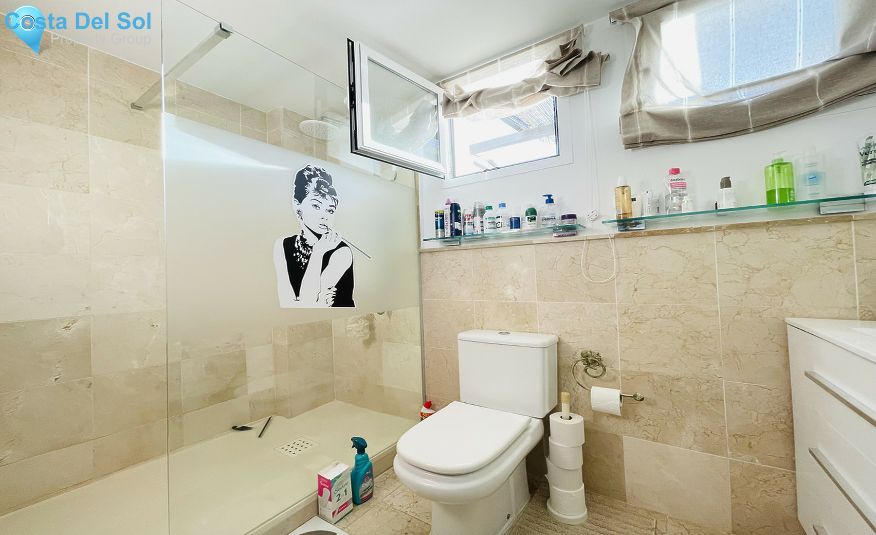 Top Floor Apartment in La Duquesa-1290387