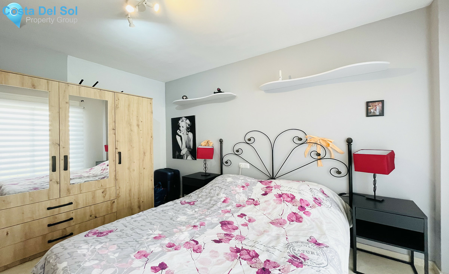 Top Floor Apartment in La Duquesa-1290389