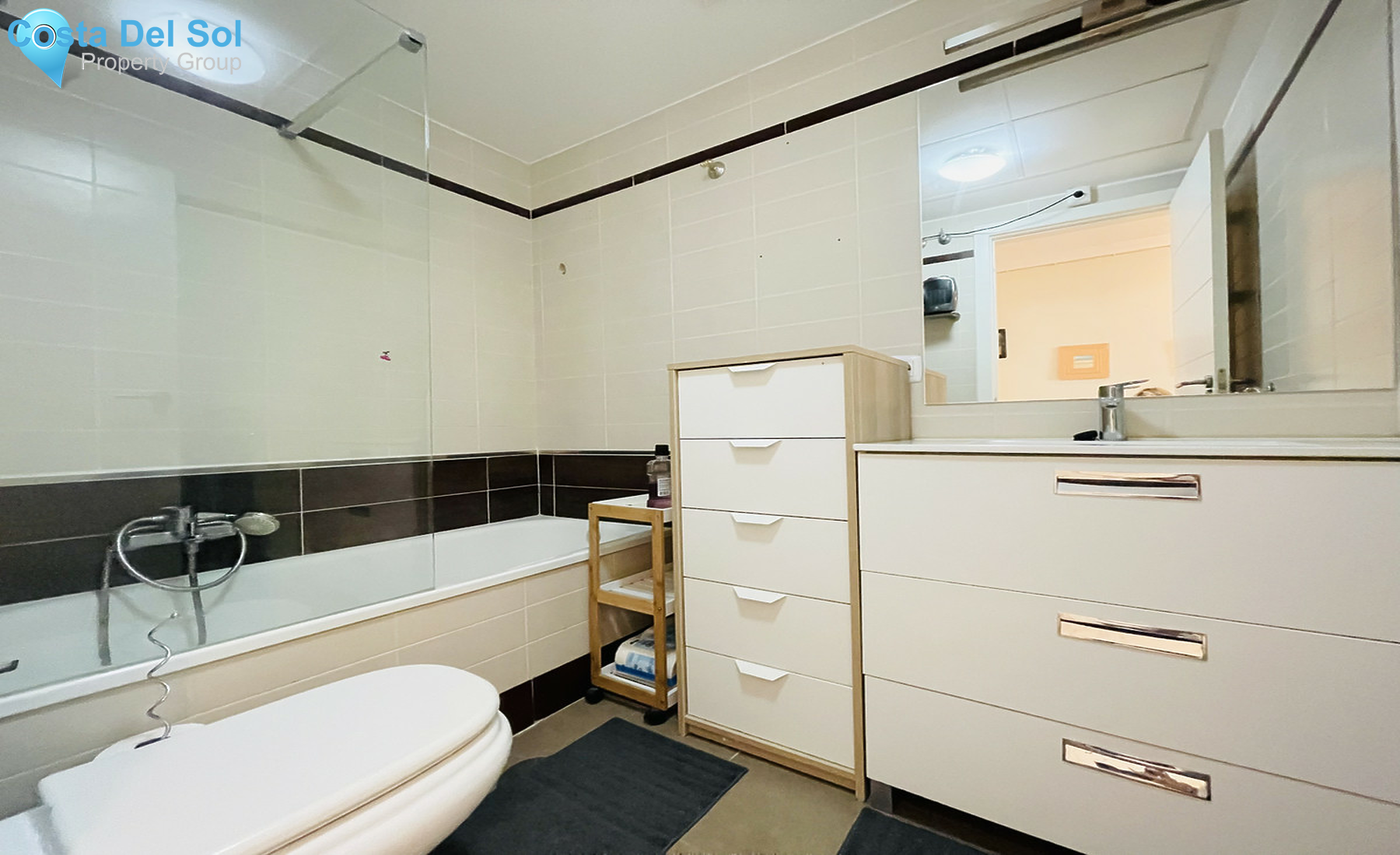 Top Floor Apartment in La Duquesa-1290390