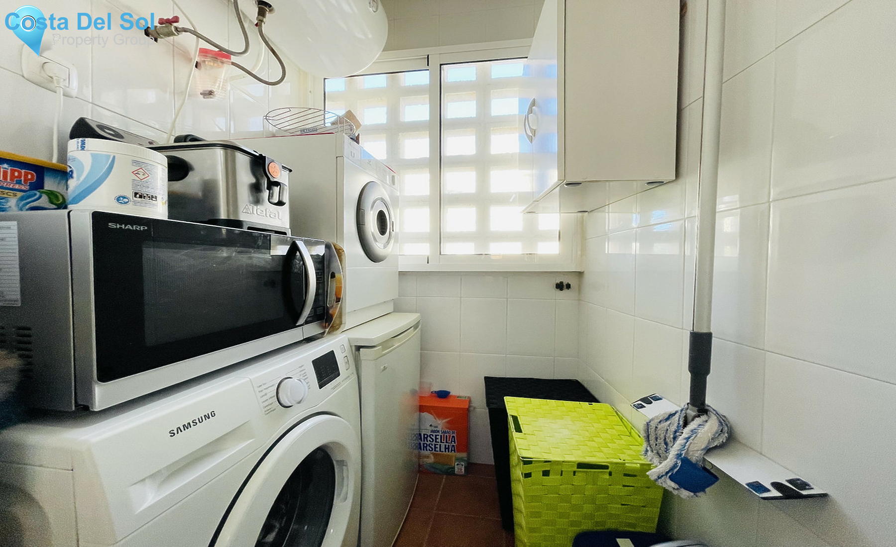 Top Floor Apartment in La Duquesa-1290378