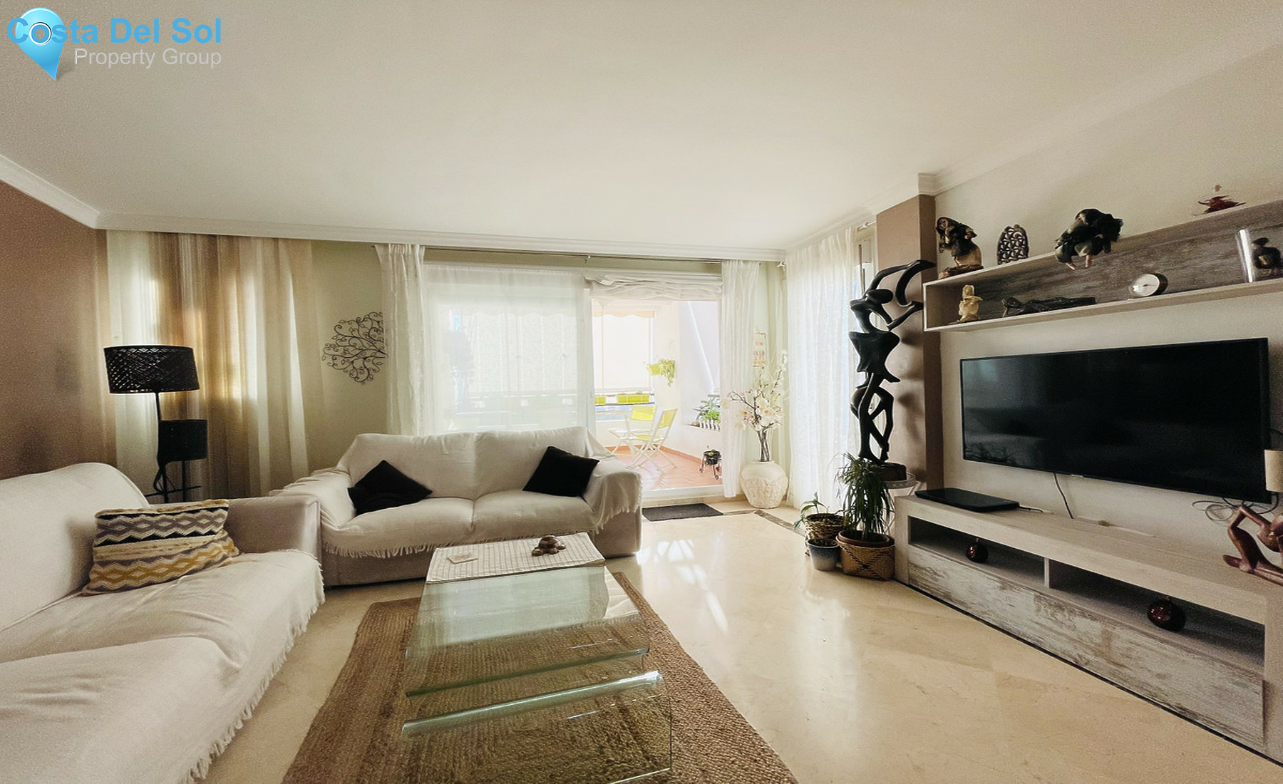 Top Floor Apartment in La Duquesa-1290379
