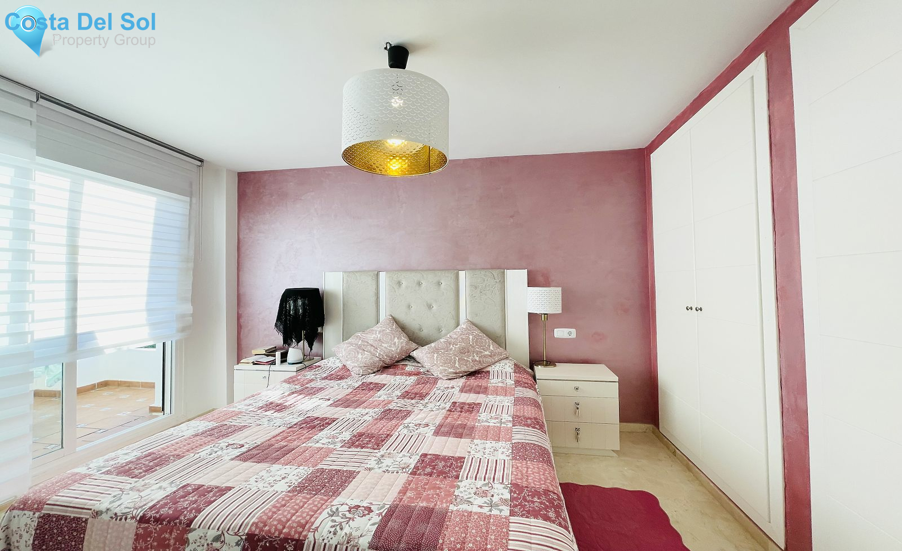 Top Floor Apartment in La Duquesa-1464417