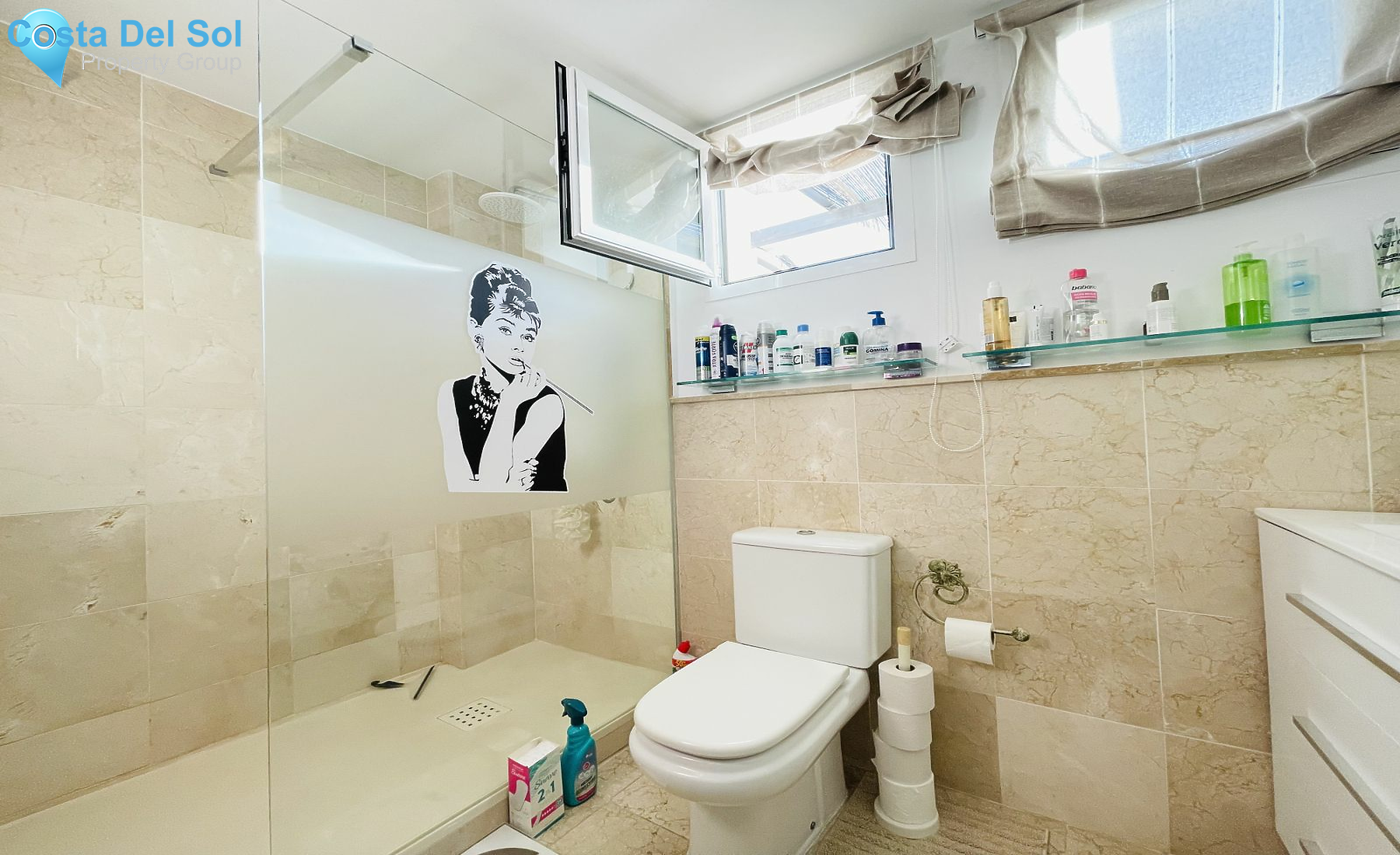 Top Floor Apartment in La Duquesa-1464419