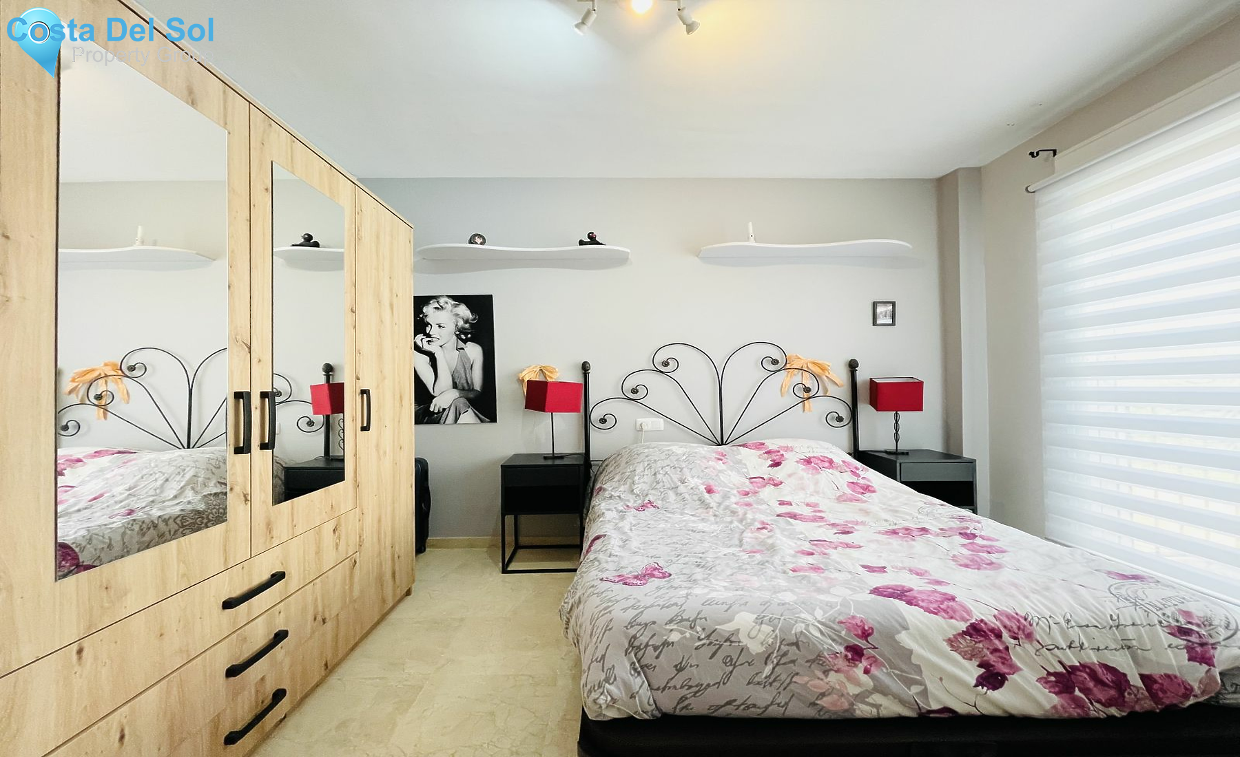 Top Floor Apartment in La Duquesa-1464420