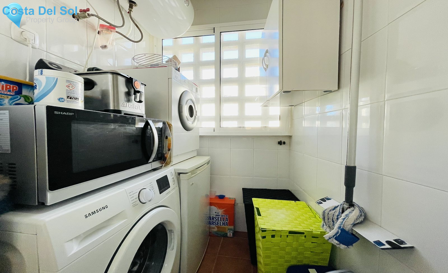 Top Floor Apartment in La Duquesa-1464410