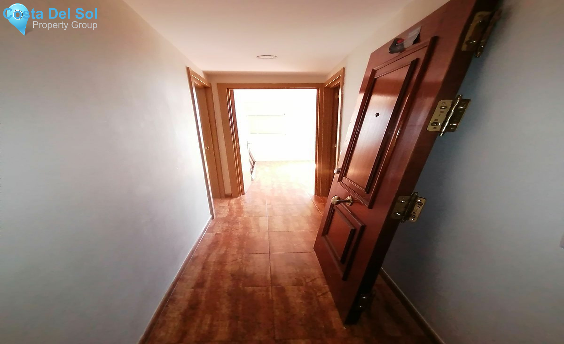 Top Floor Apartment in Las Lagunas-1145792