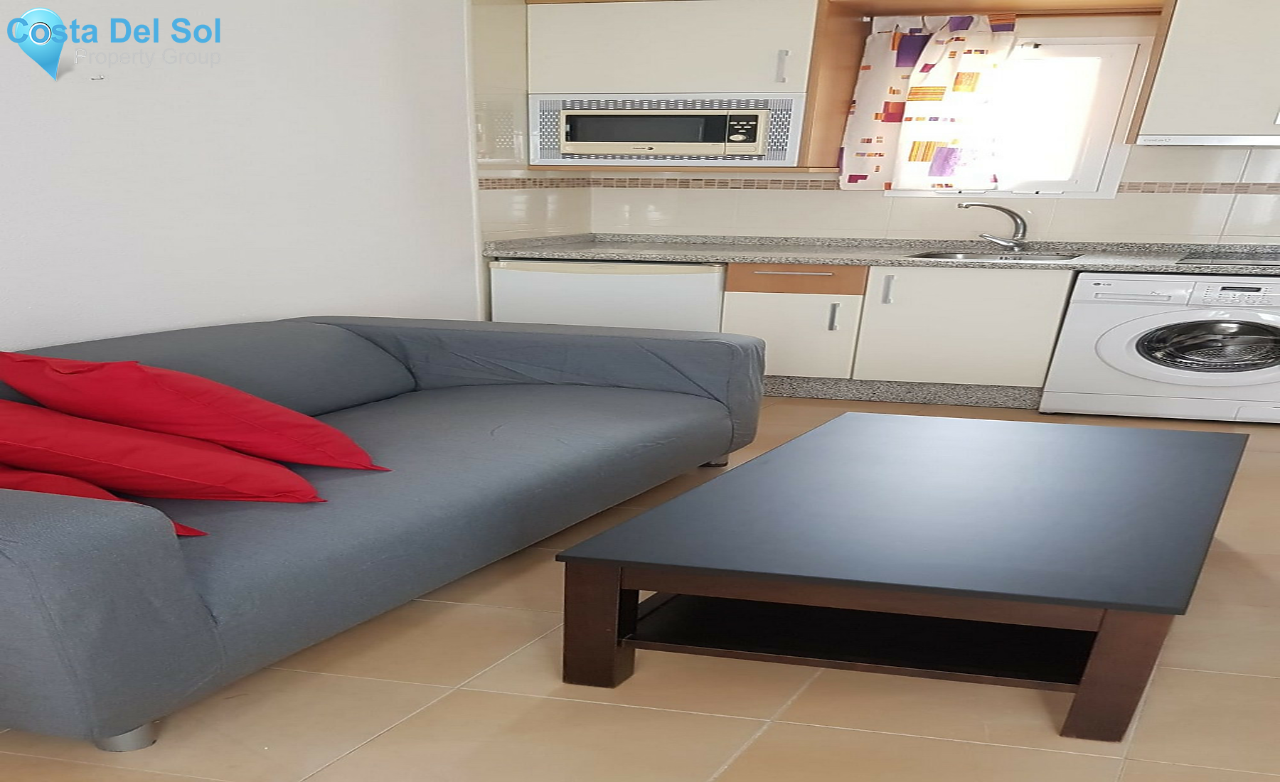 Top Floor Apartment in Malaga Centro-1296952