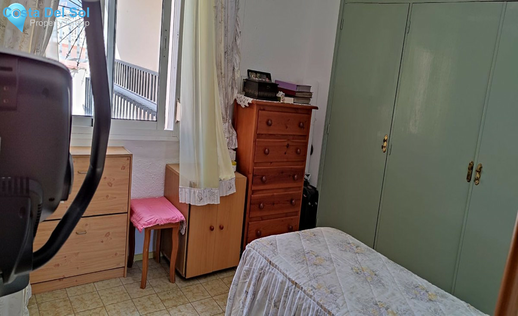 Top Floor Apartment in Marbella-1275867