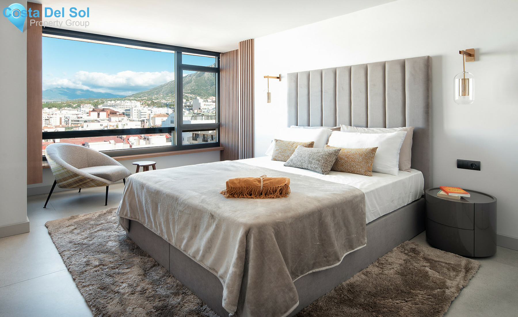 Top Floor Apartment in Marbella-1286057
