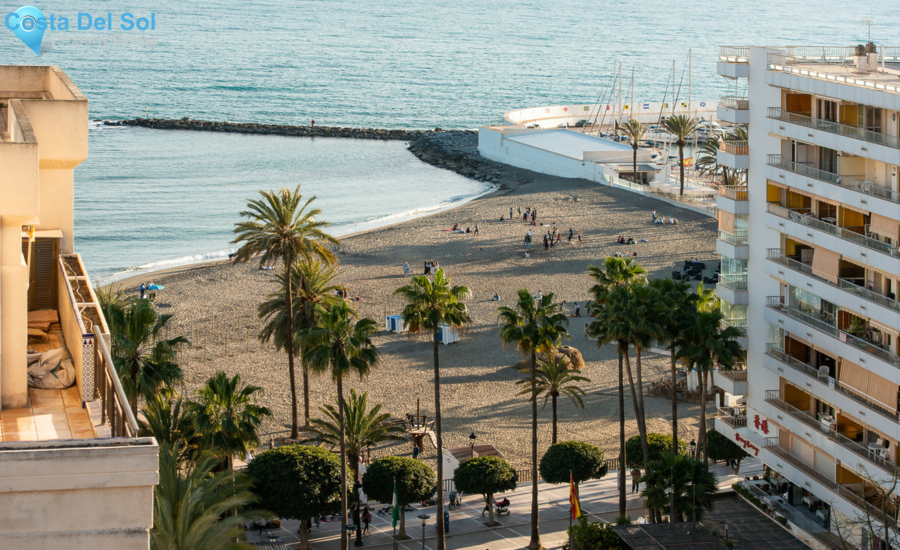 Top Floor Apartment in Marbella-1286064