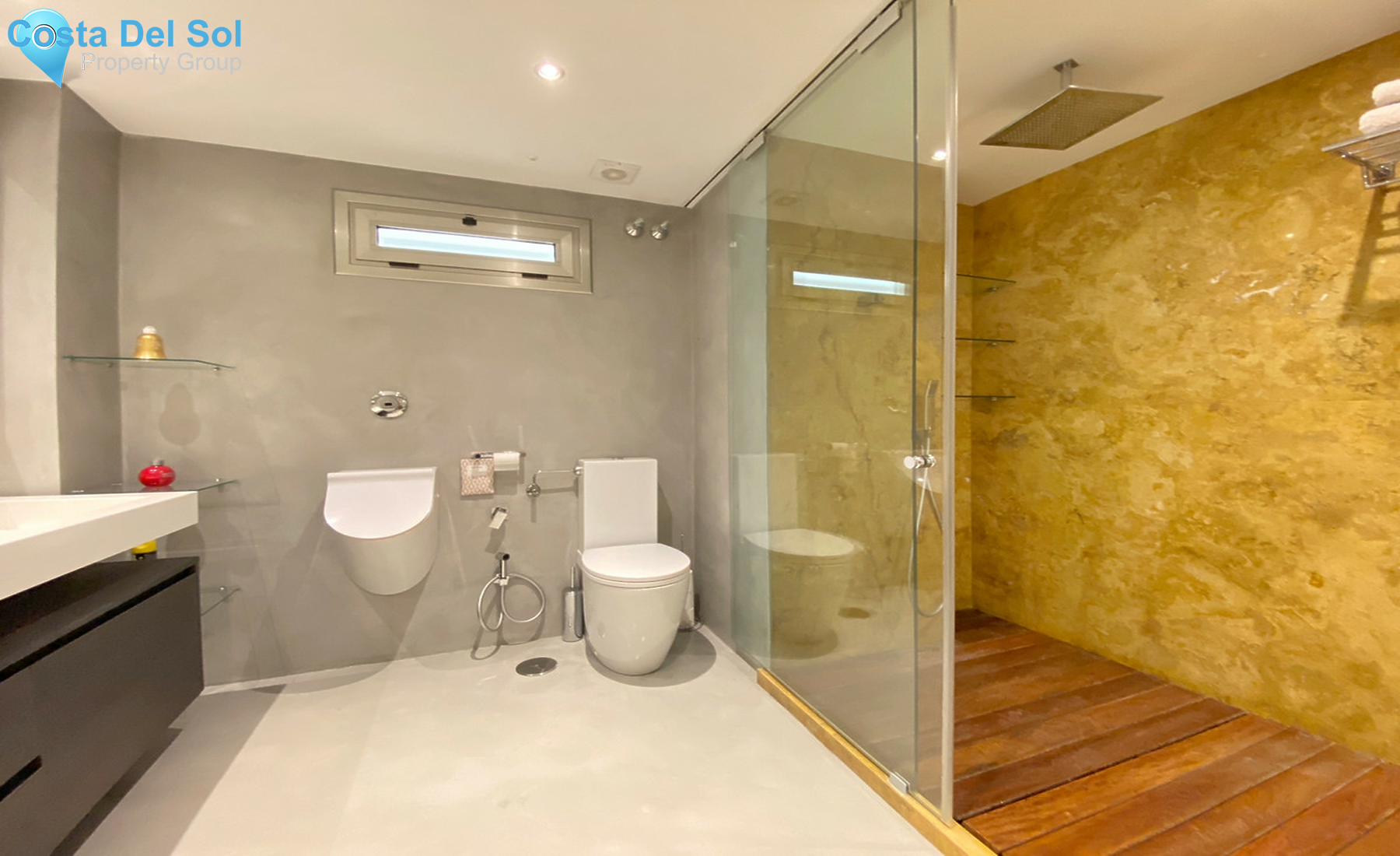 Top Floor Apartment in Marbella-1325562