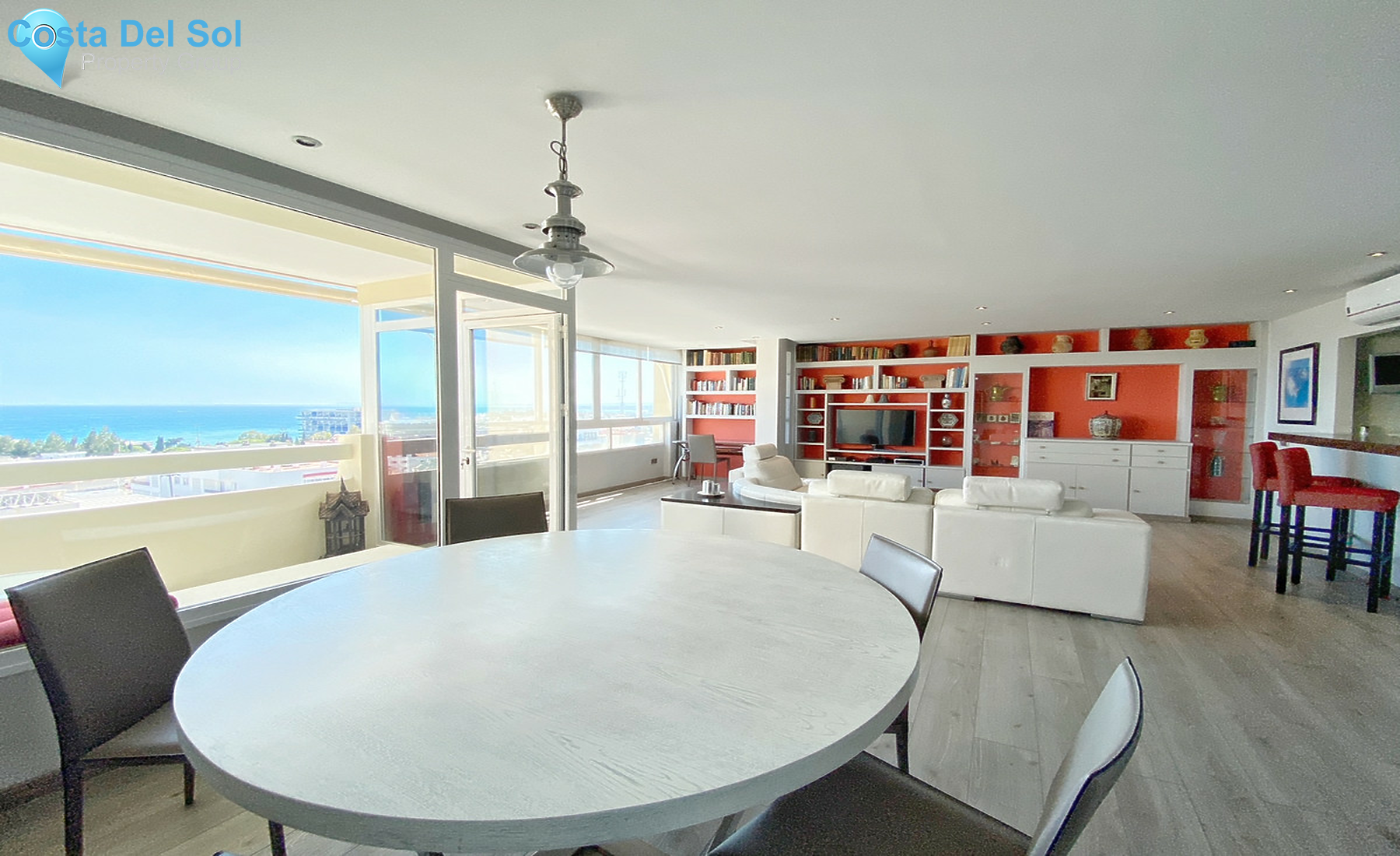 Top Floor Apartment in Marbella-1325550
