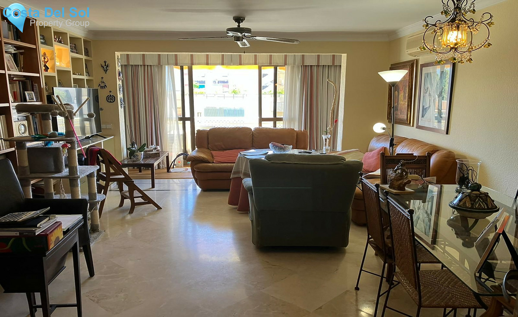 Top Floor Apartment in Marbella-1407859