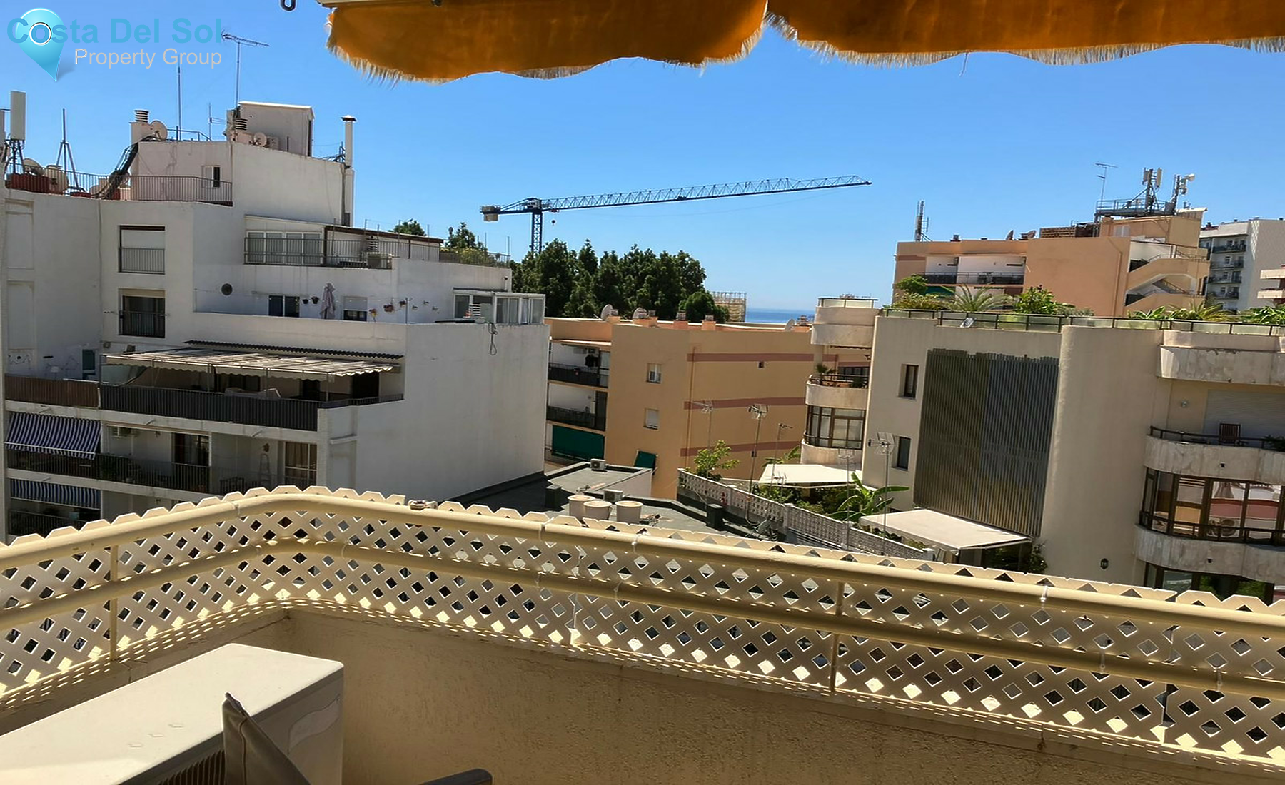 Top Floor Apartment in Marbella-1407861