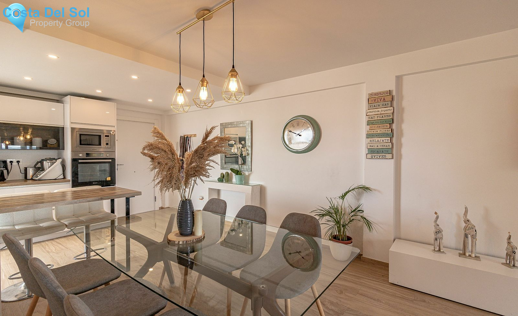 Top Floor Apartment in Marbella-1166242