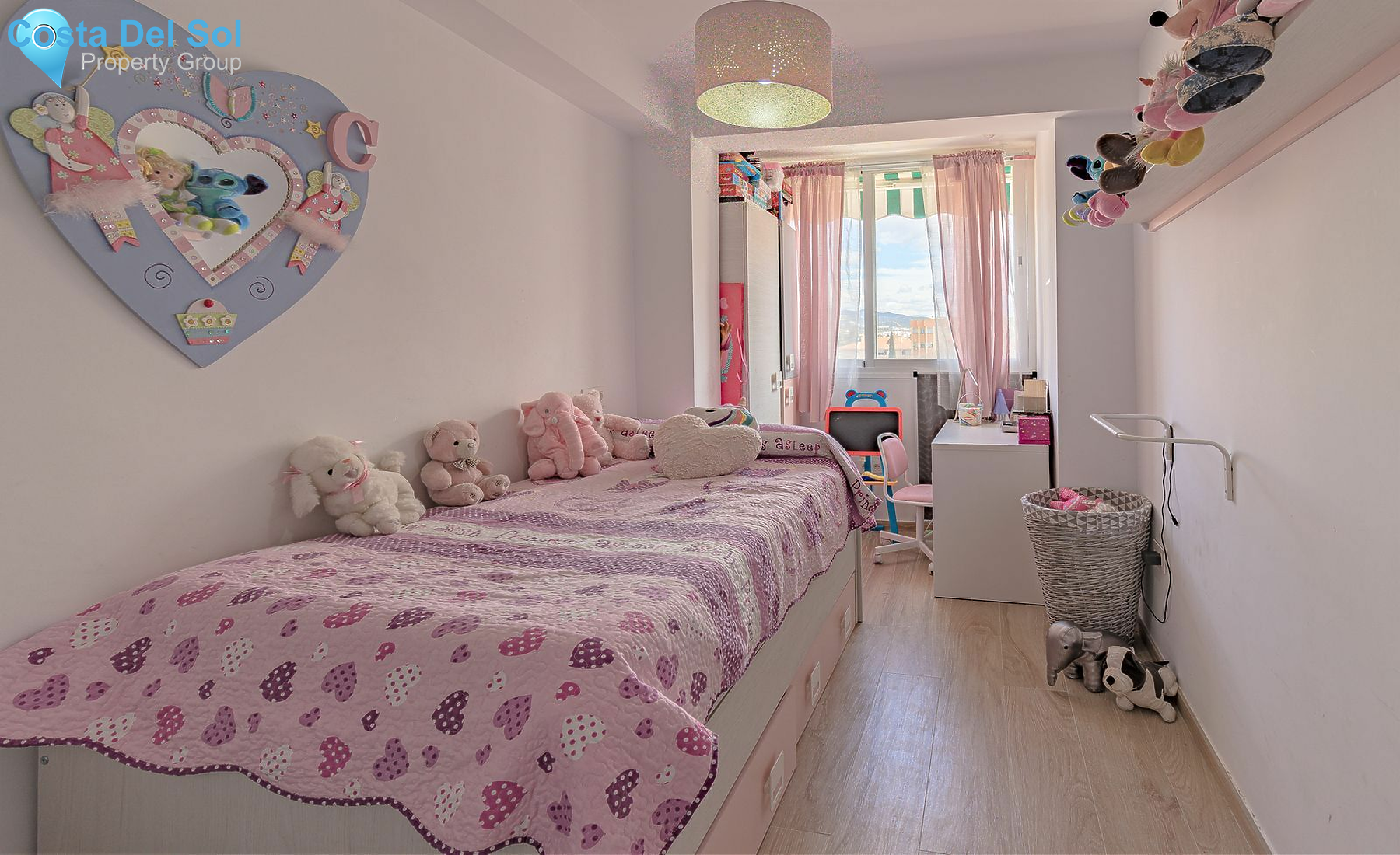 Top Floor Apartment in Marbella-1166247