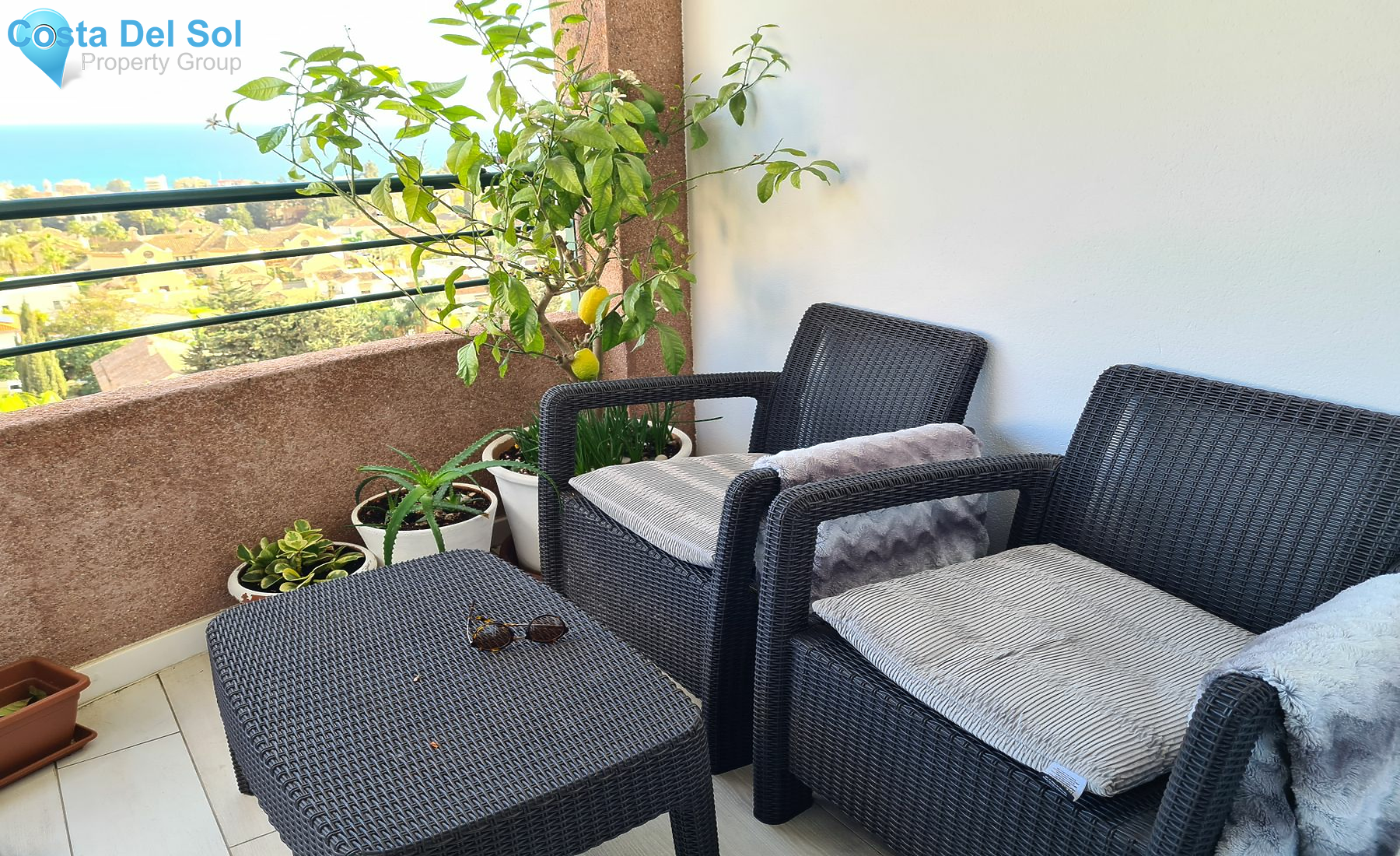 Top Floor Apartment in Marbella-1195739