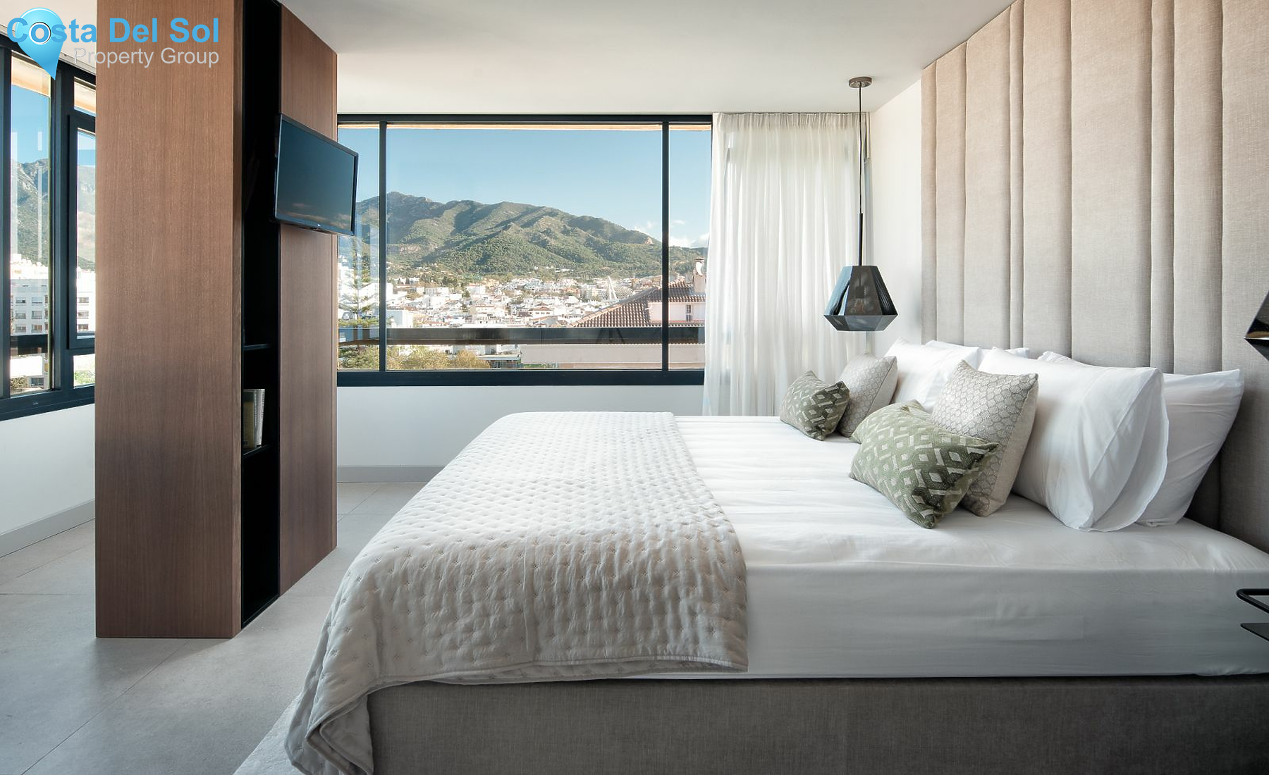 Top Floor Apartment in Marbella-1202970