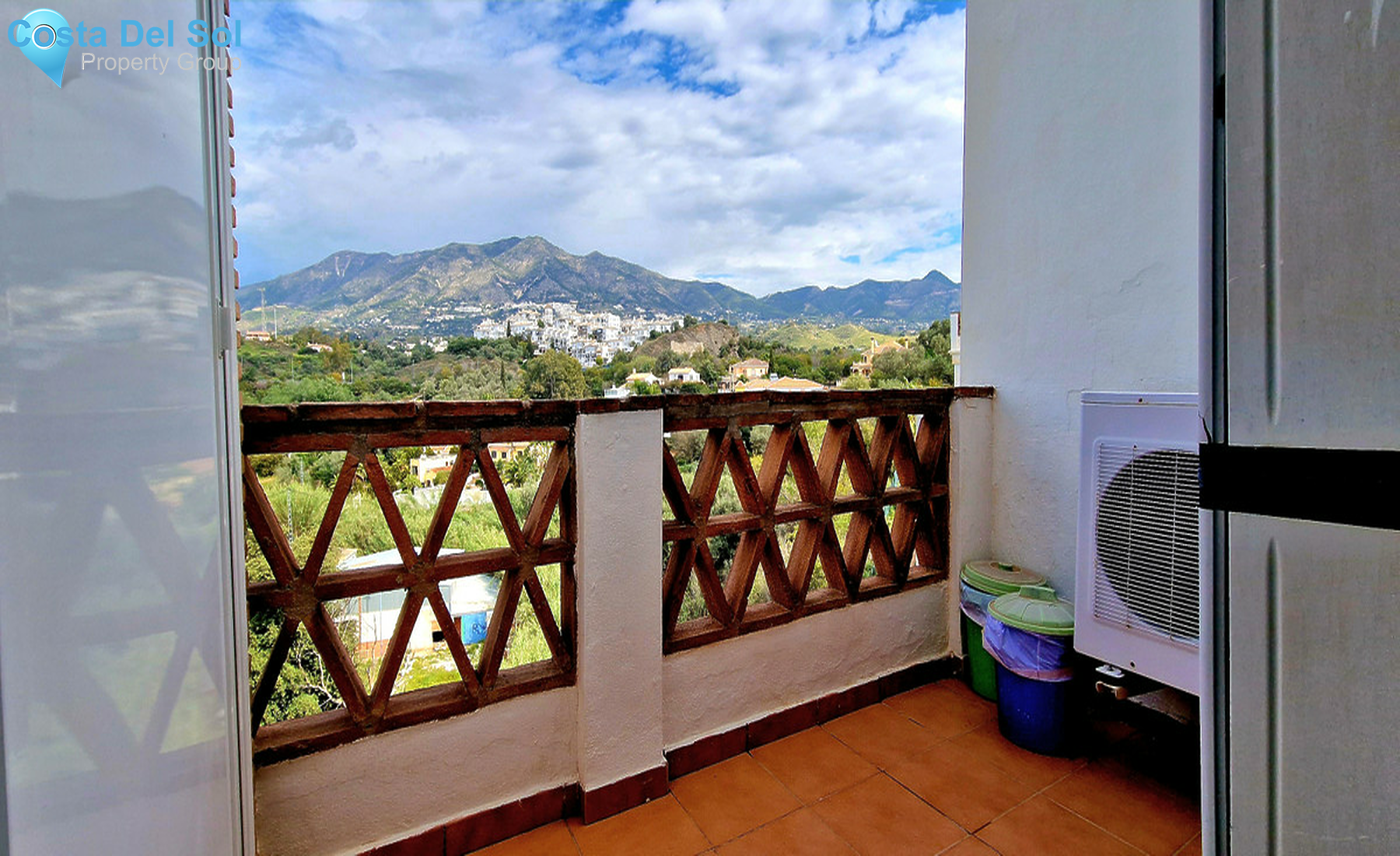 Top Floor Apartment in Mijas Costa-1284830