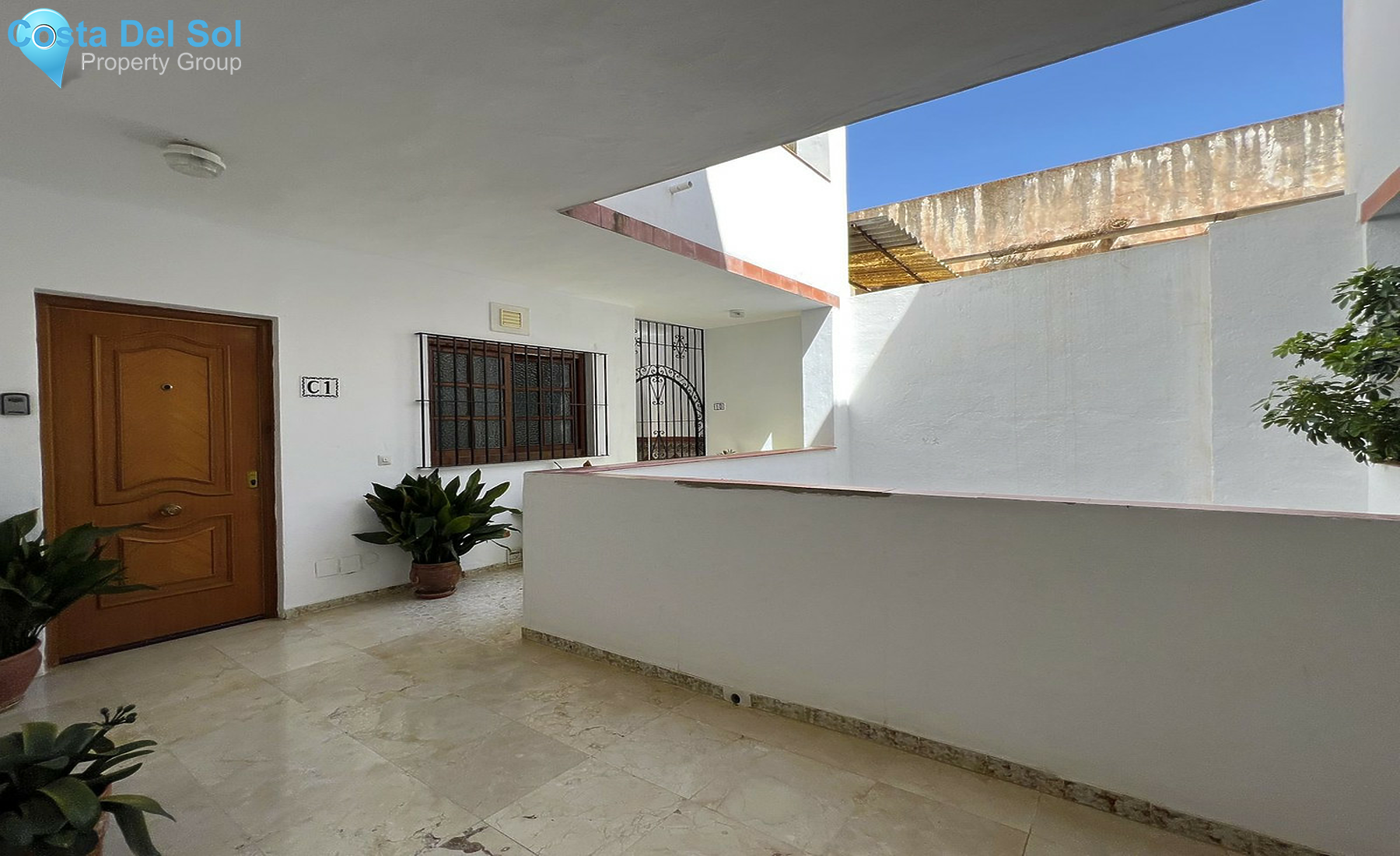 Top Floor Apartment in Mijas-1409755