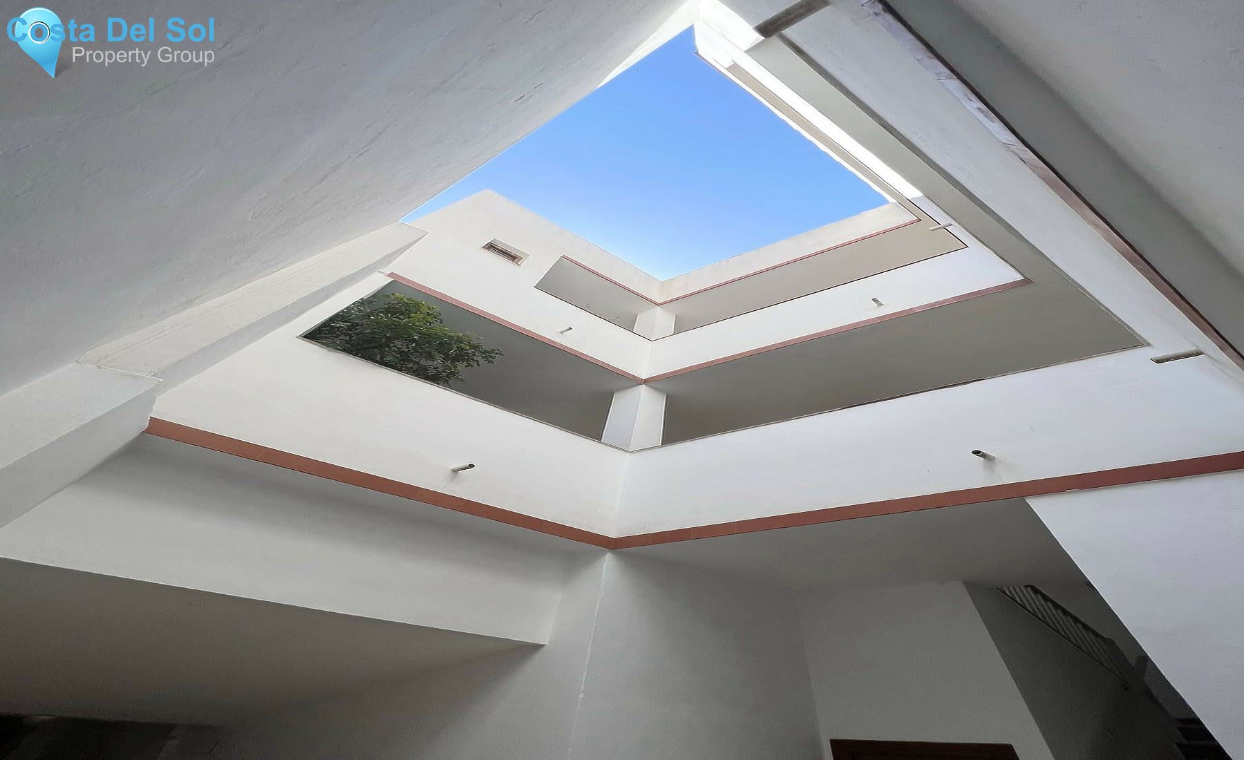 Top Floor Apartment in Mijas-1409756