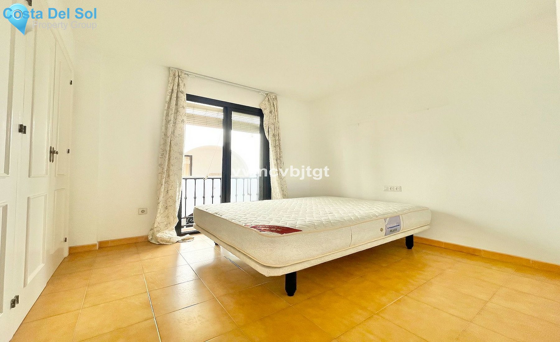 Top Floor Apartment in Mijas-1524028