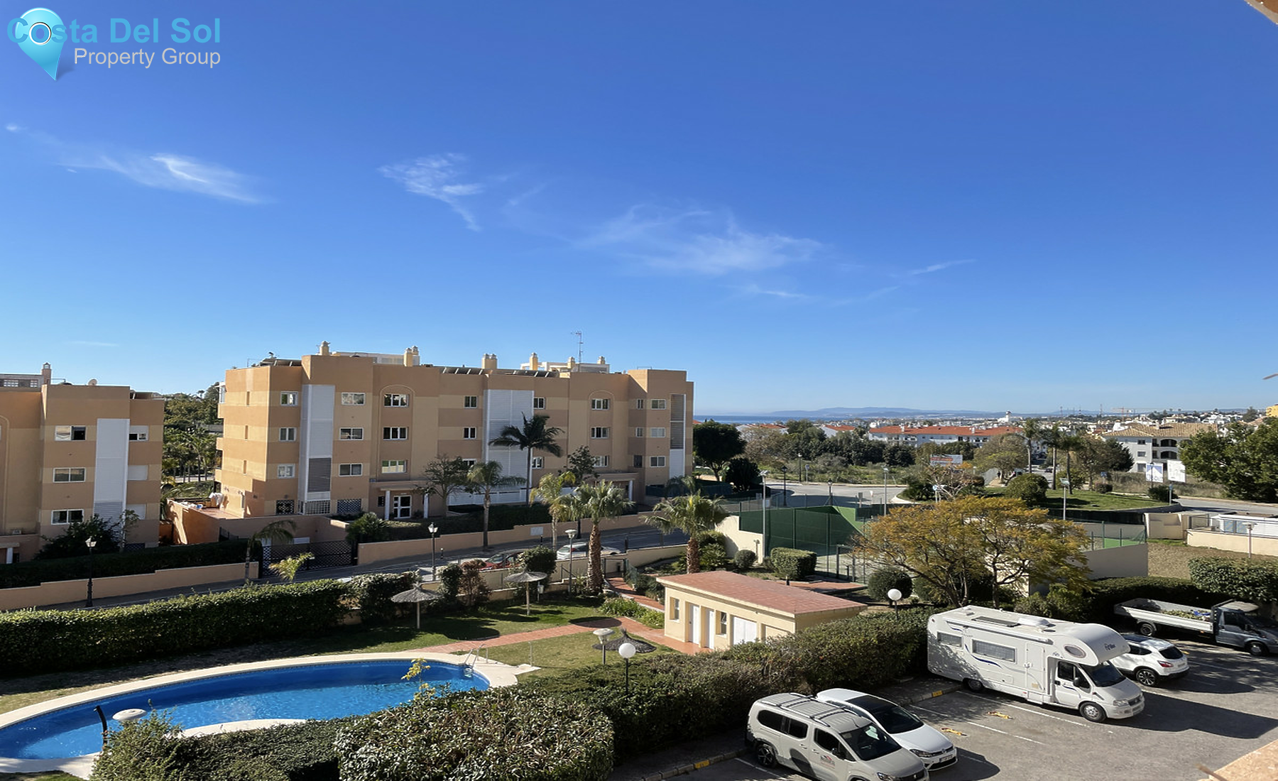 Top Floor Apartment in New Golden Mile-1376562