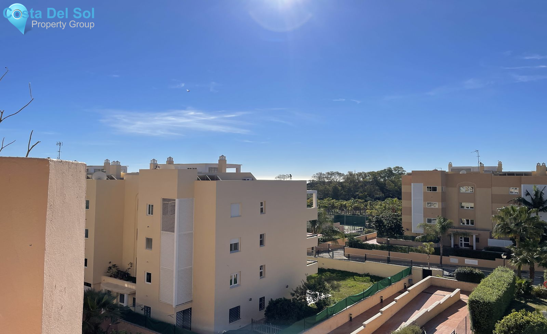 Top Floor Apartment in New Golden Mile-1133433