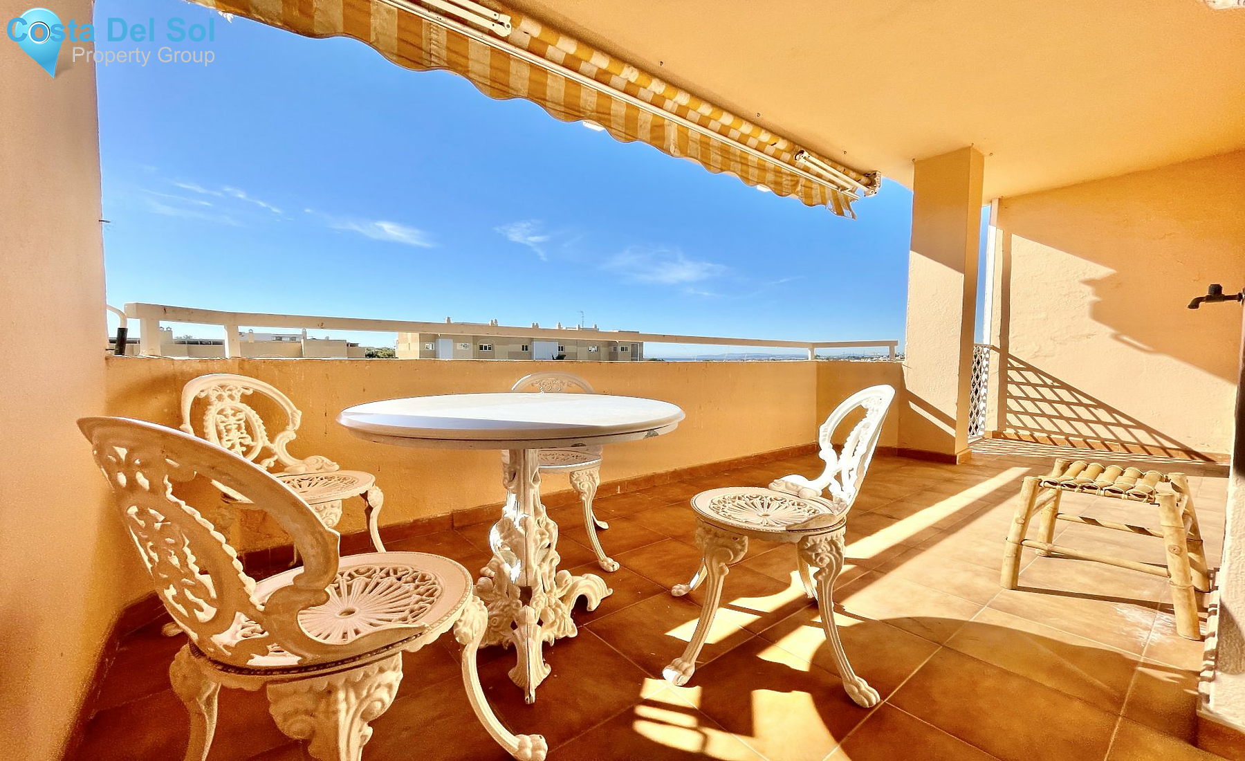 Top Floor Apartment in New Golden Mile-1133440