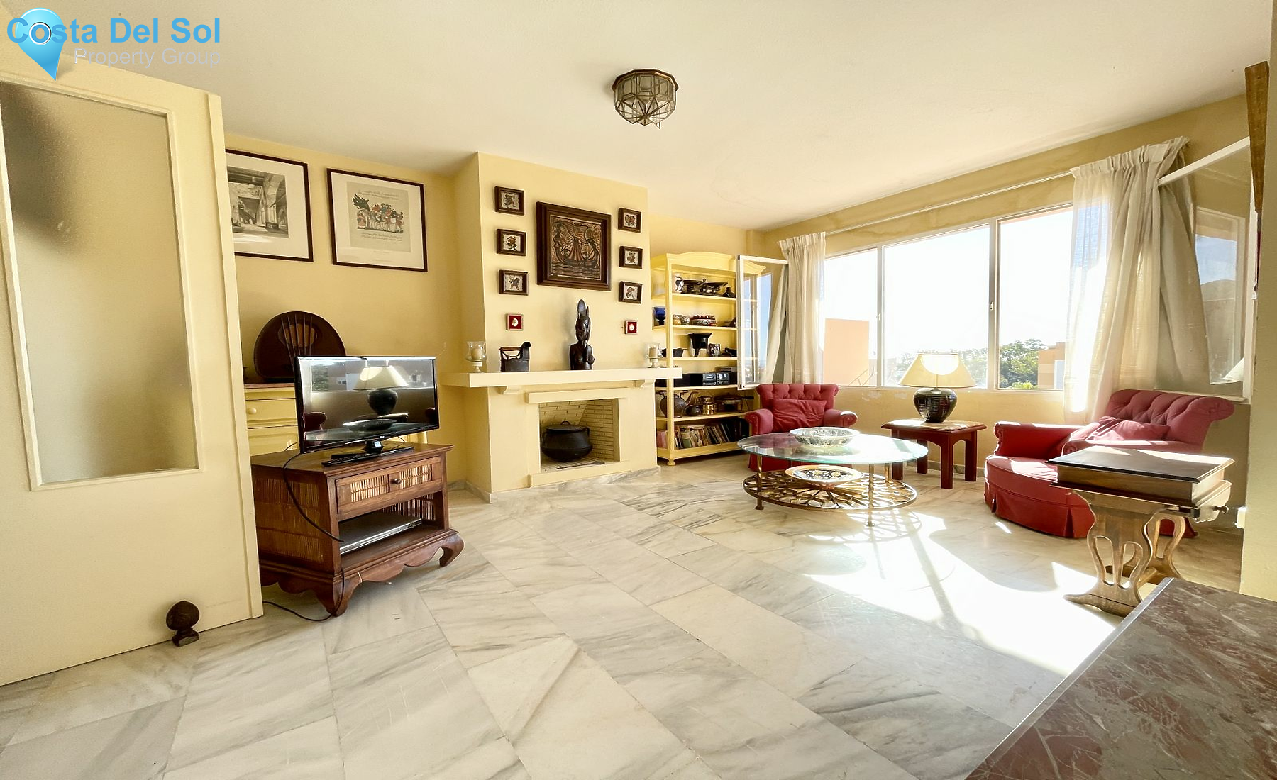 Top Floor Apartment in New Golden Mile-1133428