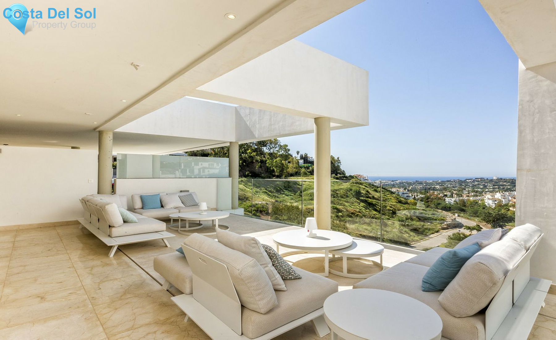 Top Floor Apartment in Nueva Andalucía-1369272