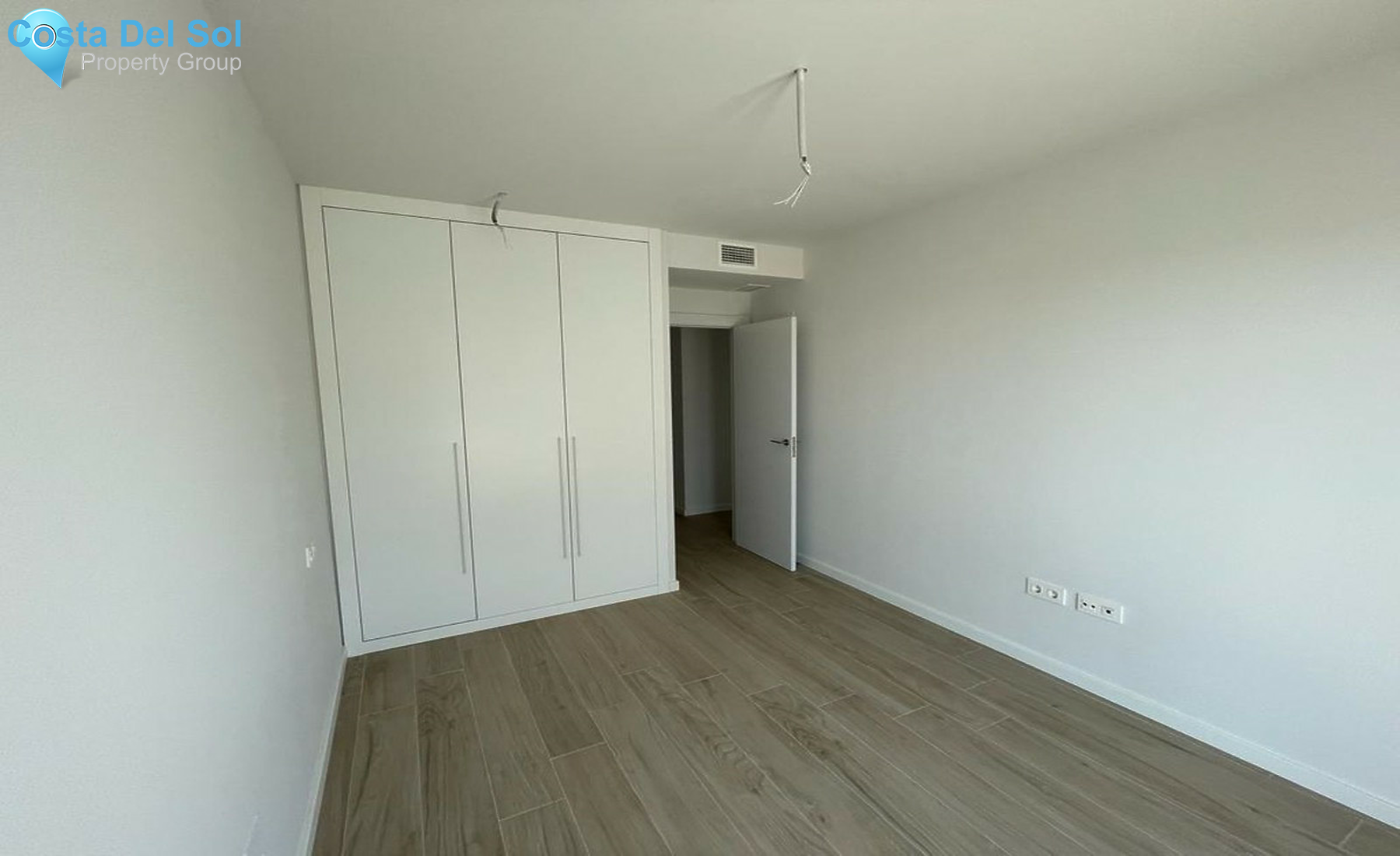 Top Floor Apartment in Nueva Andalucía-1413079