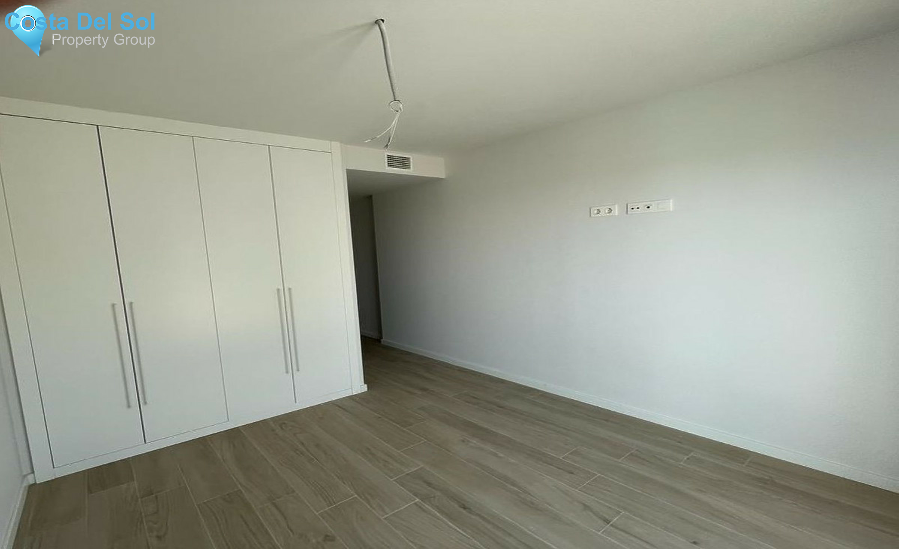 Top Floor Apartment in Nueva Andalucía-1413082