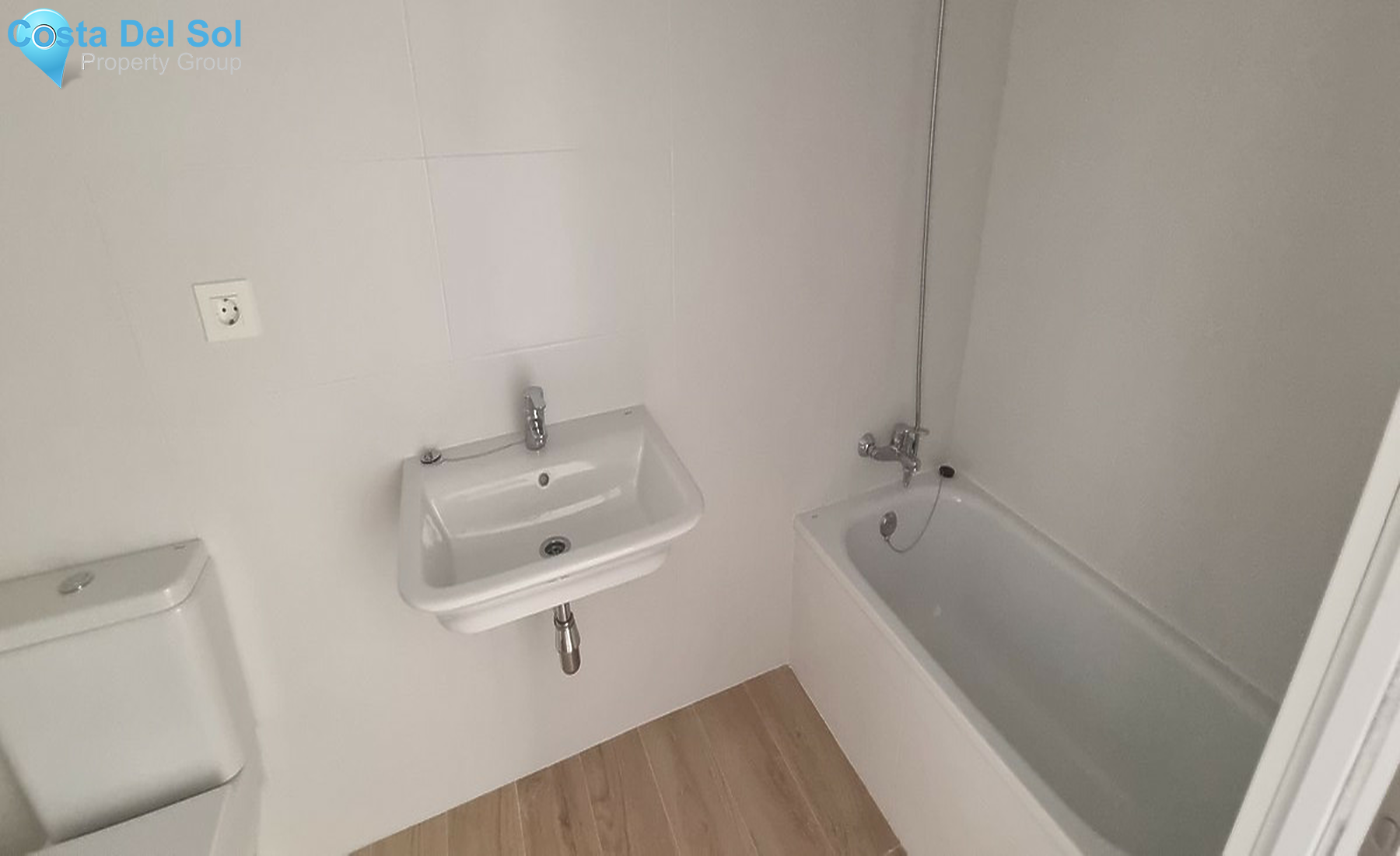 Top Floor Apartment in Nueva Andalucía-1413085